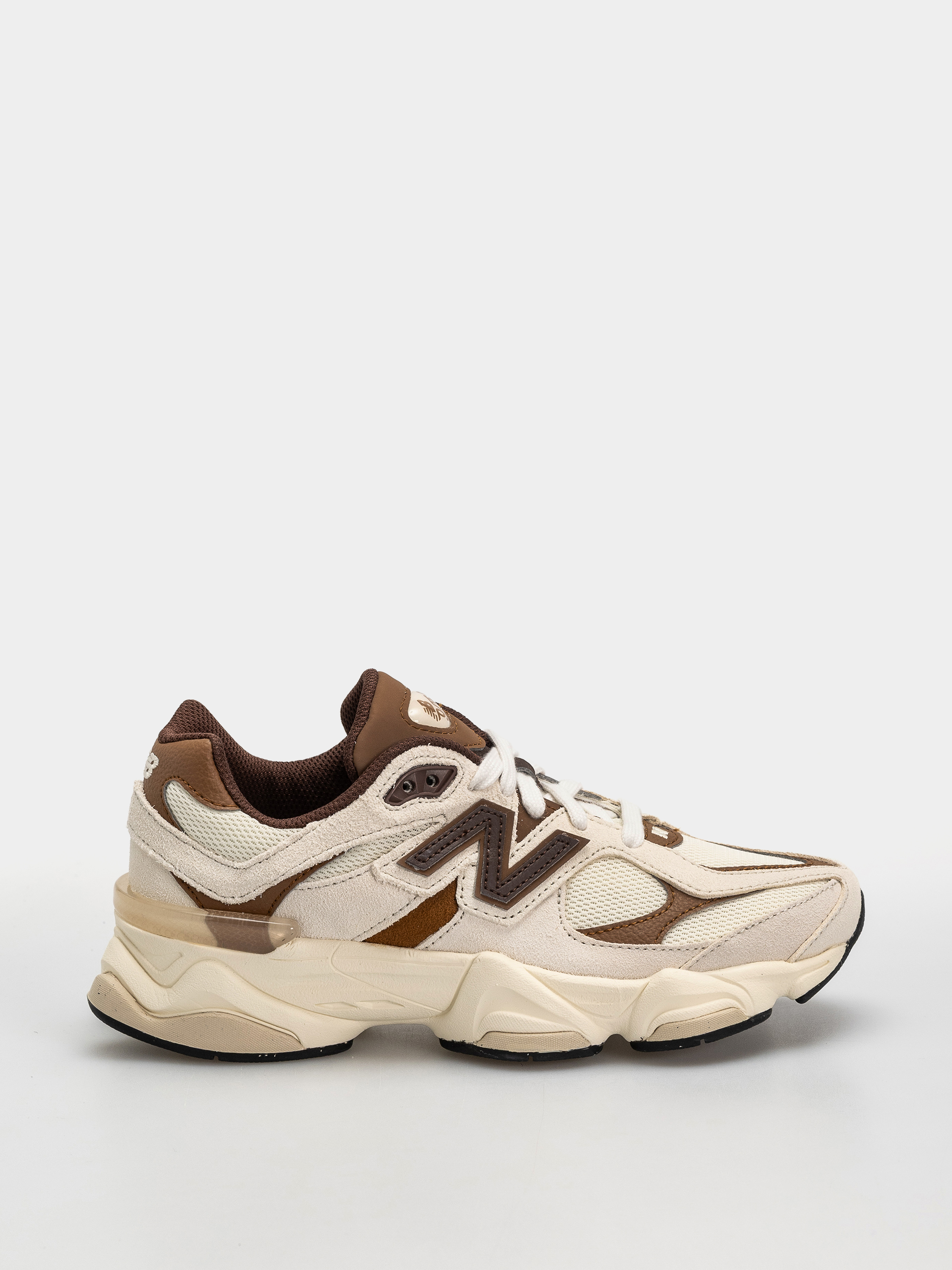 Buty New Balance 9060 JR (breakfast tea/angora)