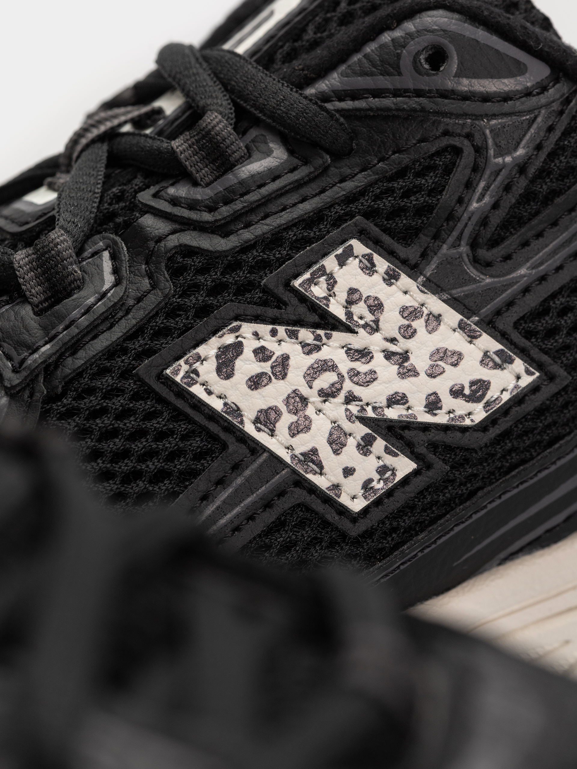 Buty New Balance 740 (black/sea salt)