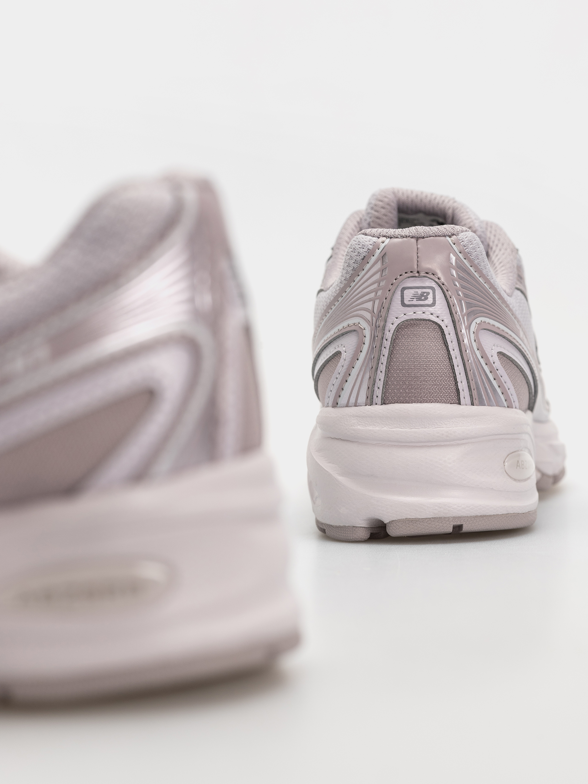 Buty New Balance 740 (horizon grey/truffle metallic)