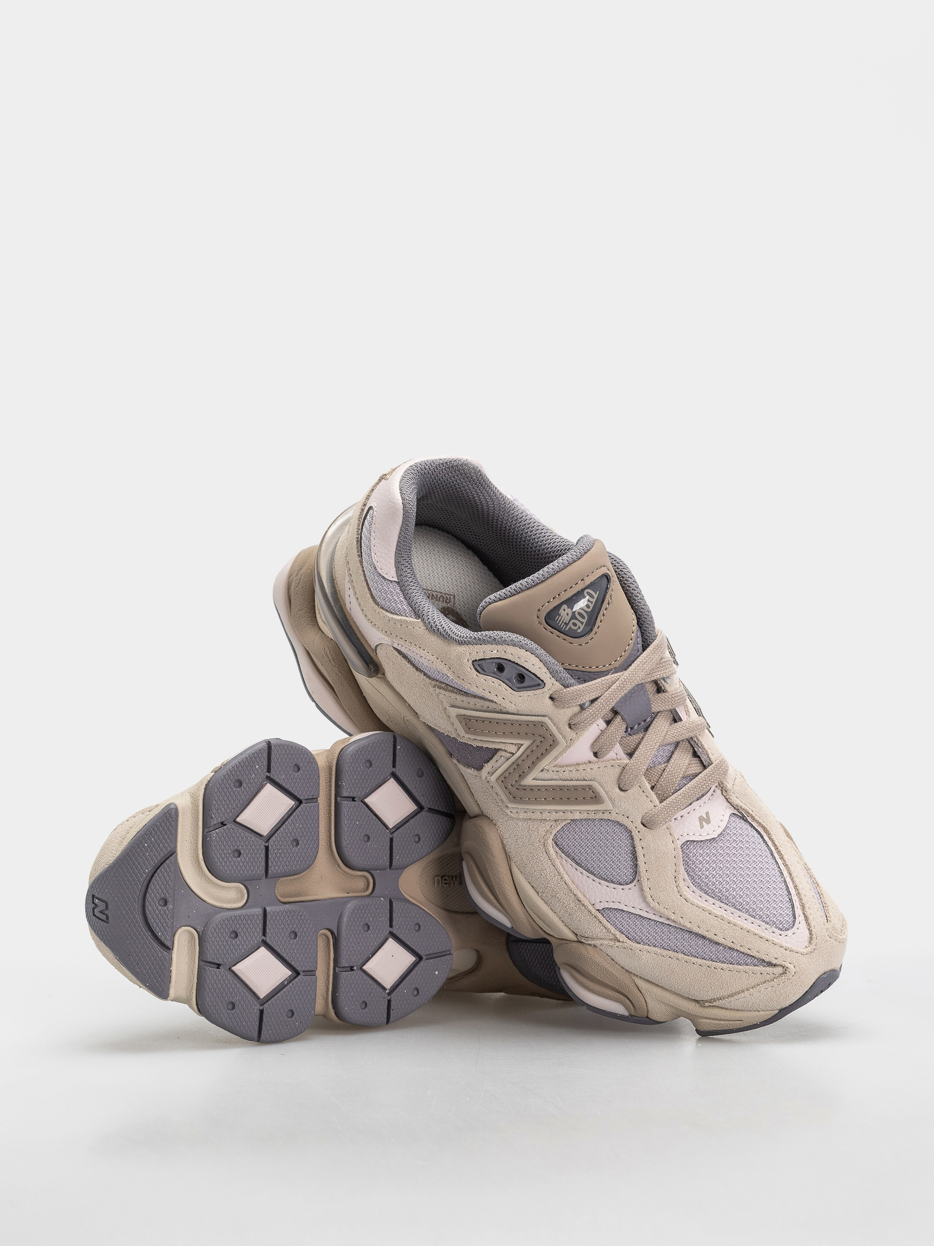 Buty New Balance 9060 (timberwolf/driftwood)