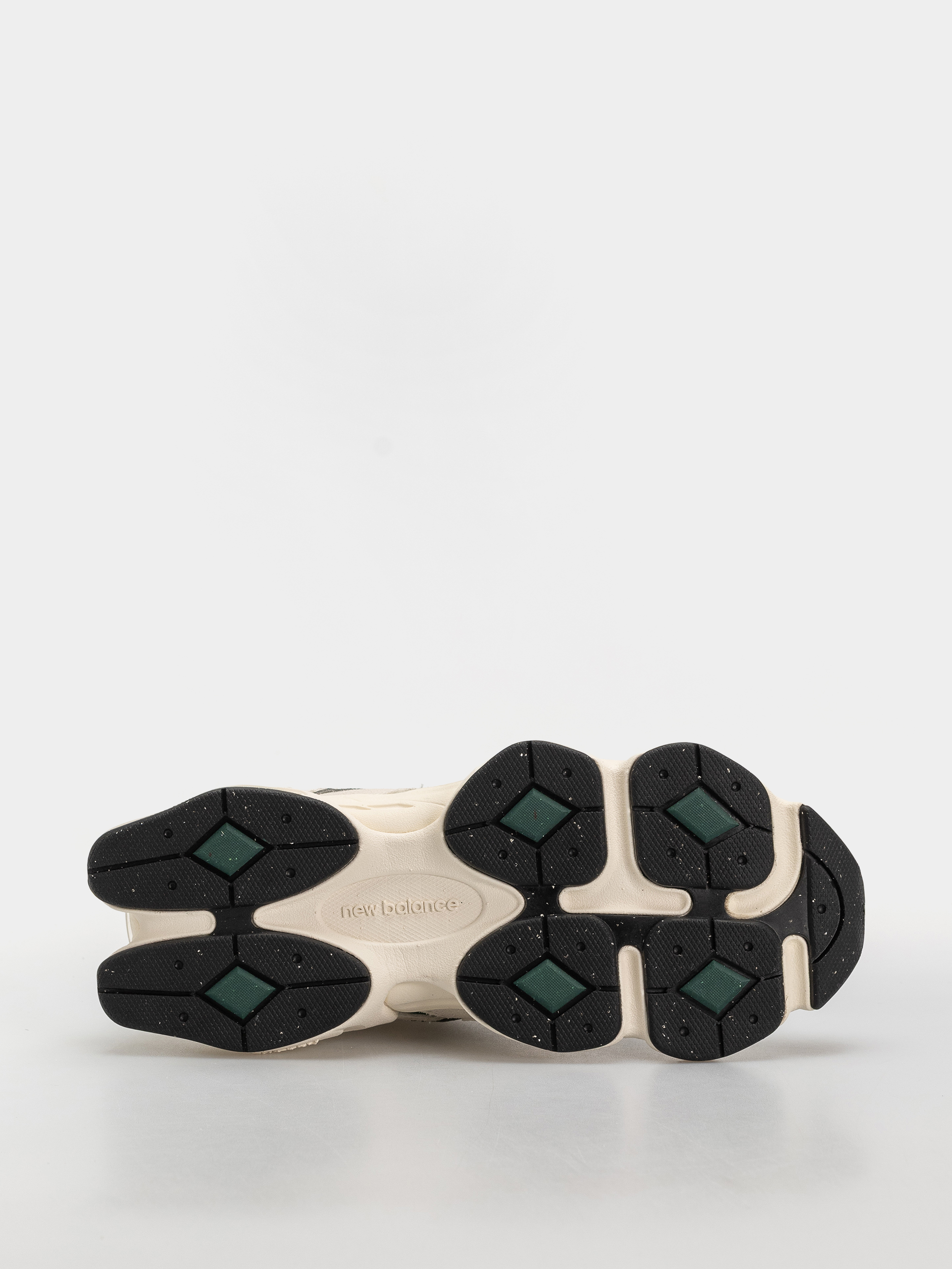 Buty New Balance 9060 (nightwatch green/angora)