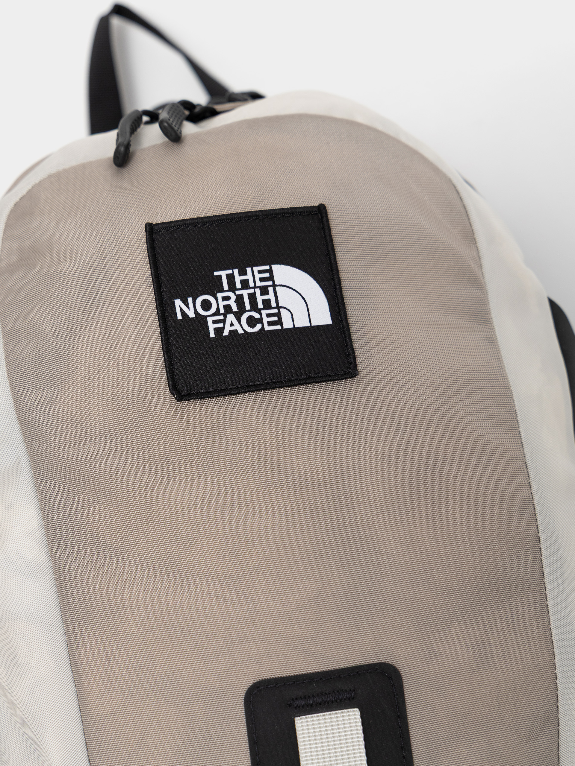 Plecak The North Face Hot Shot Se (stone slab/cumulus cloud)