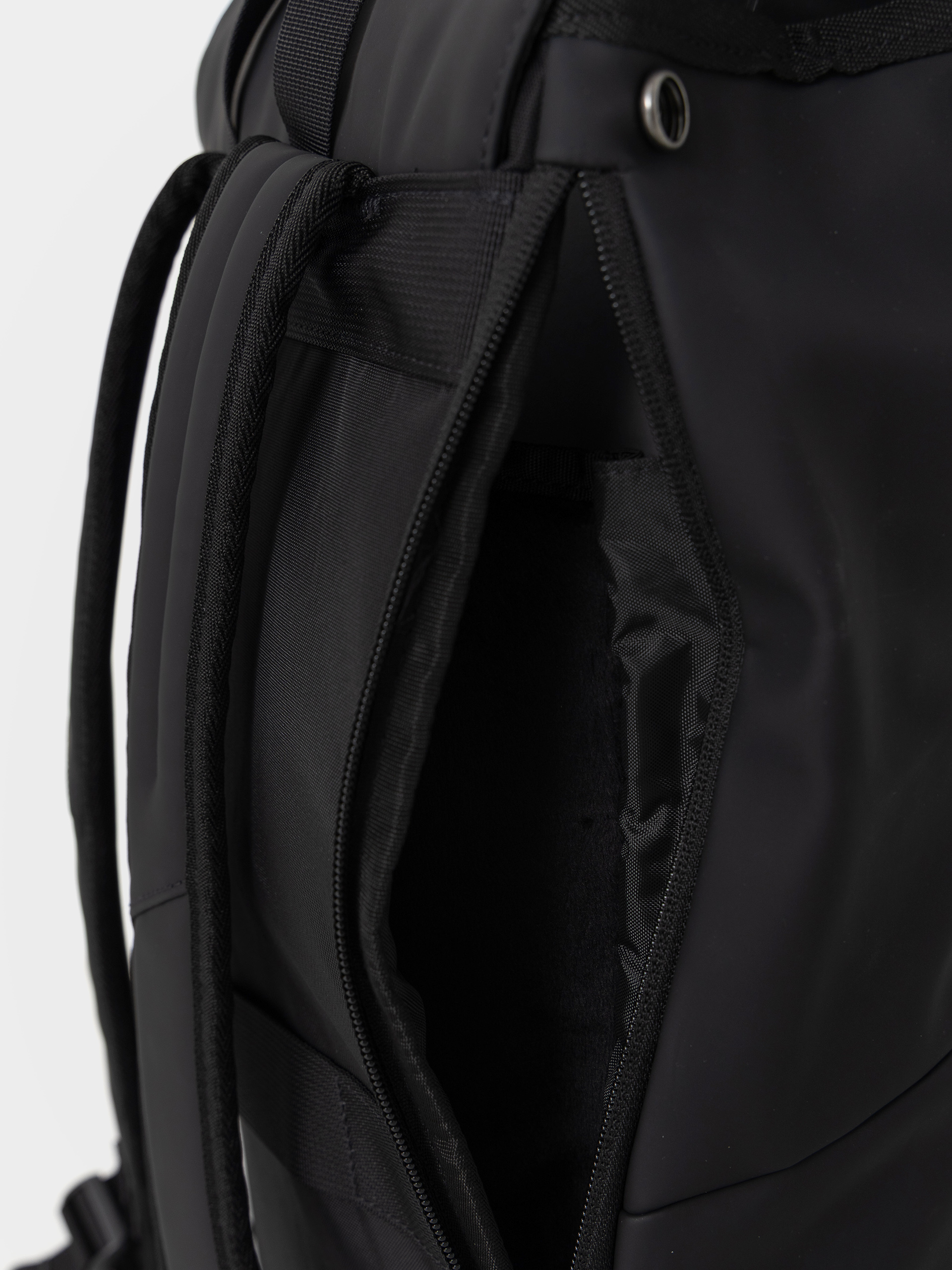 Plecak Eastpak Yarin (cnnct f matte black)