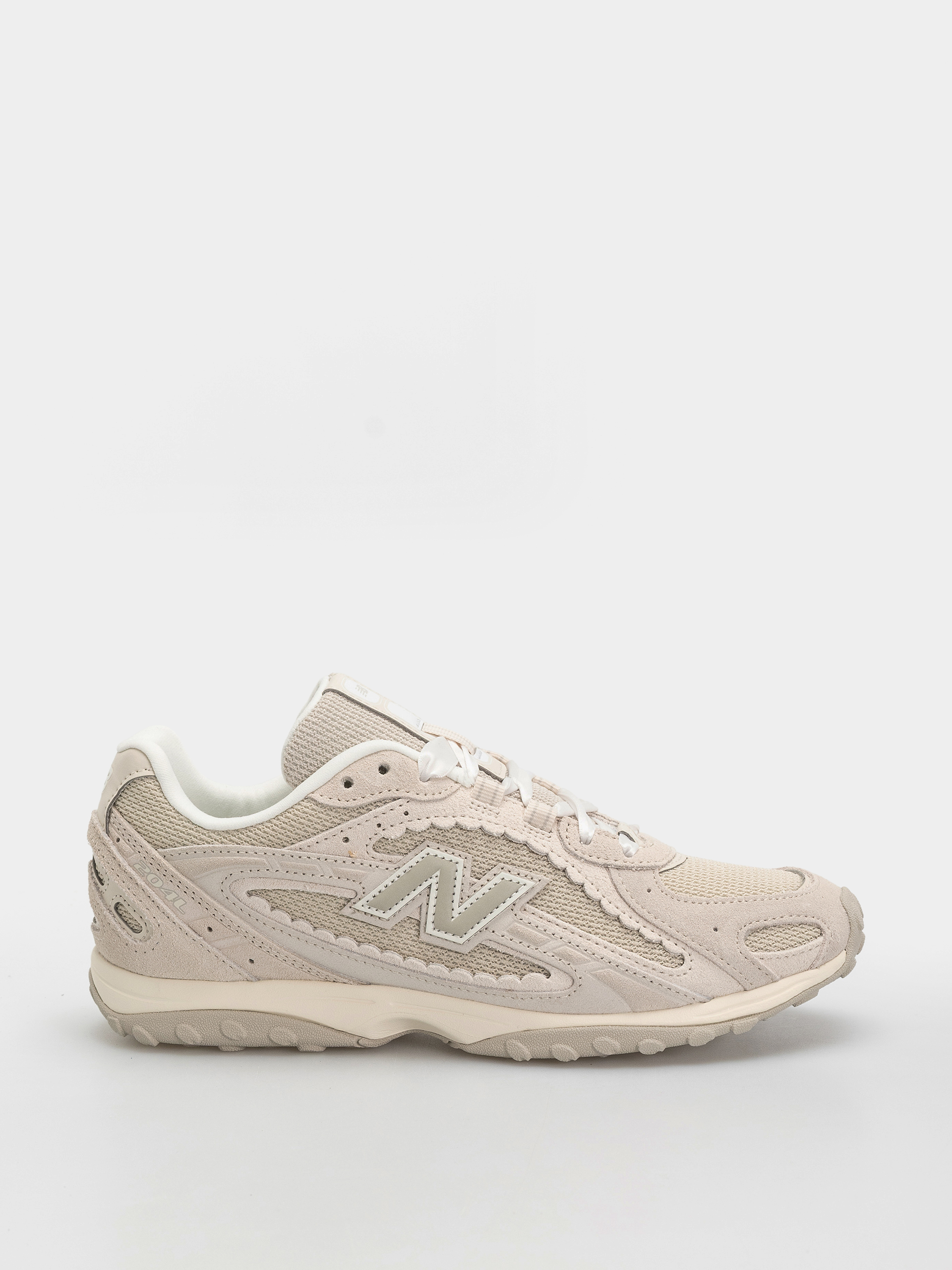 Buty New Balance 204L (sea salt)