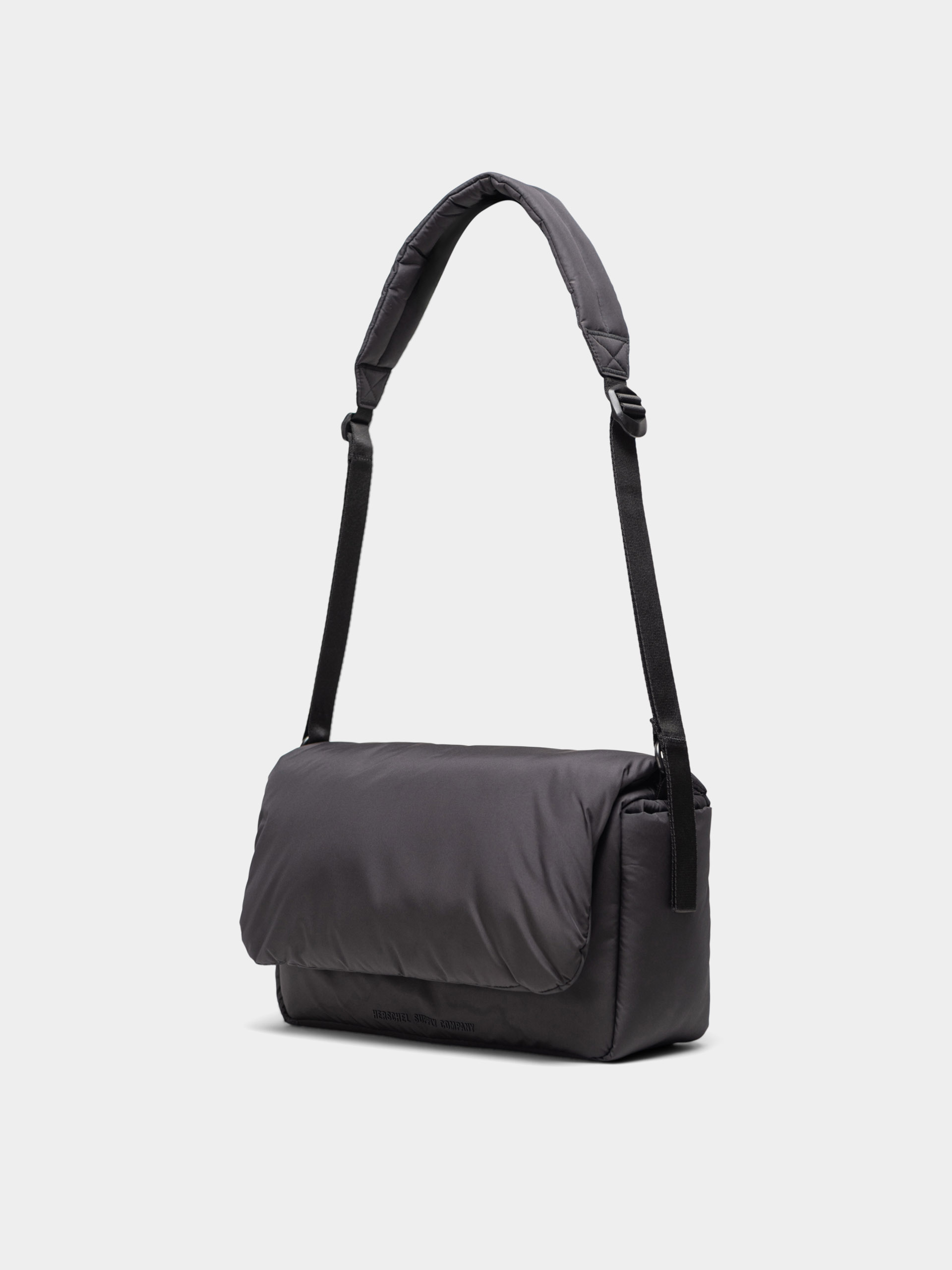 Torebka Herschel Supply Co. Cloudform Crossbody (black)