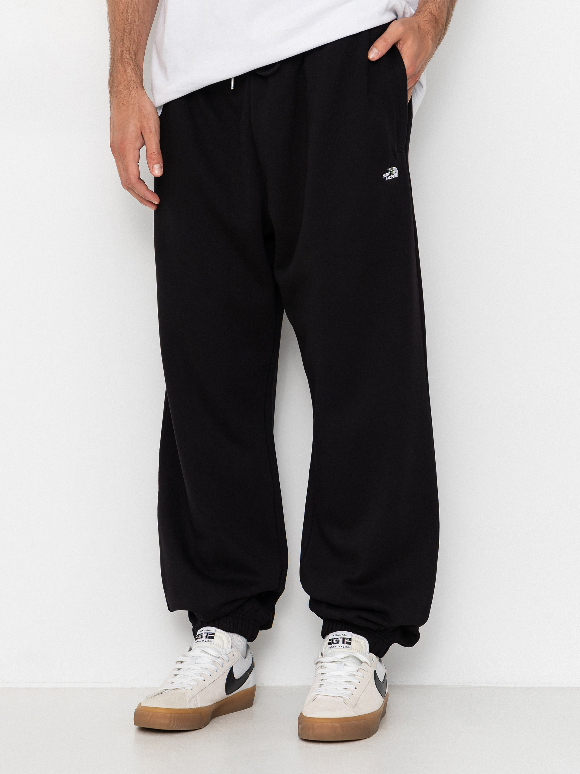 Spodnie The North Face Essential Simple Dome Relaxed (tnf black)