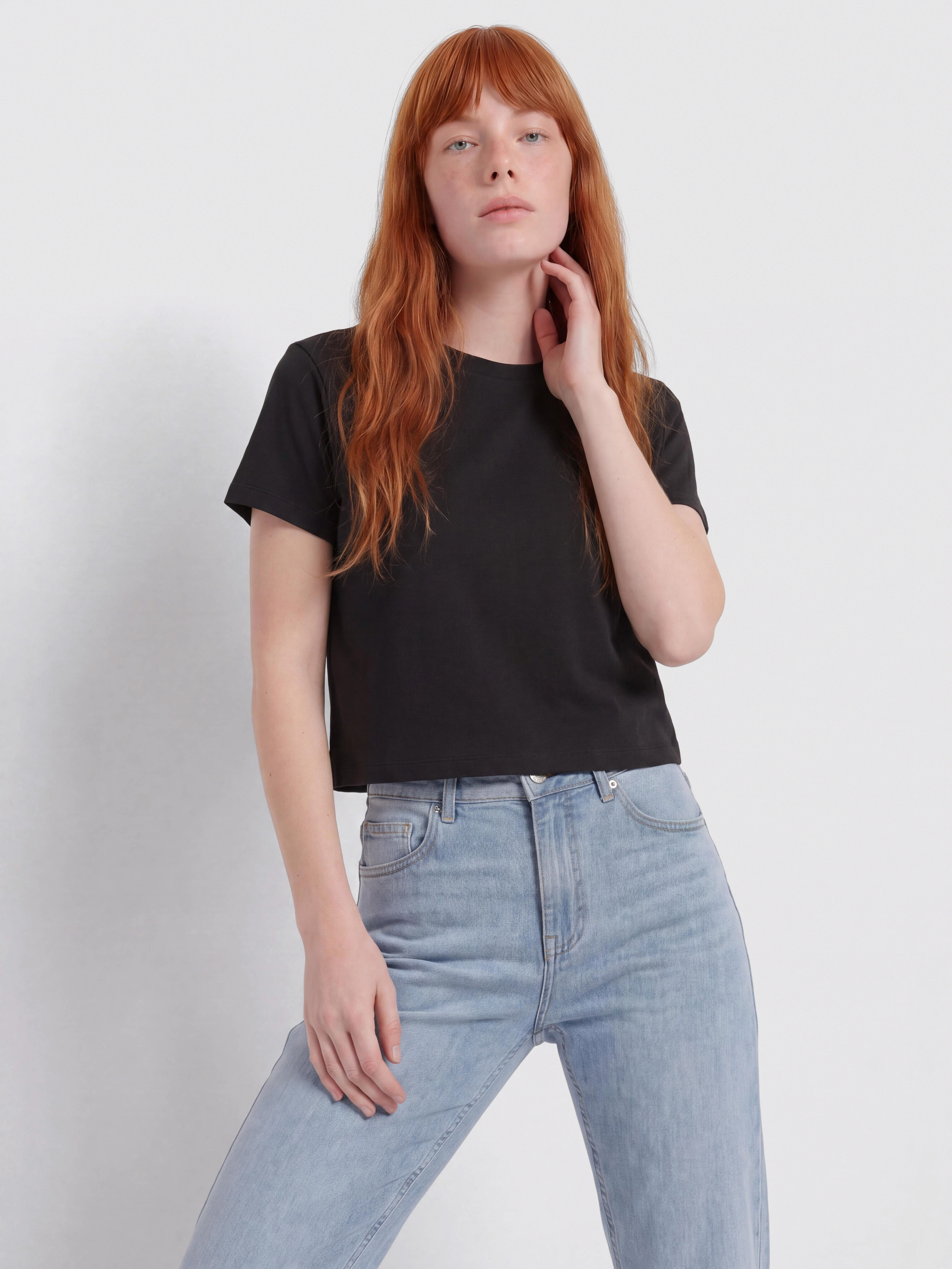T-shirt Vans Salton Crew Wmn (black)