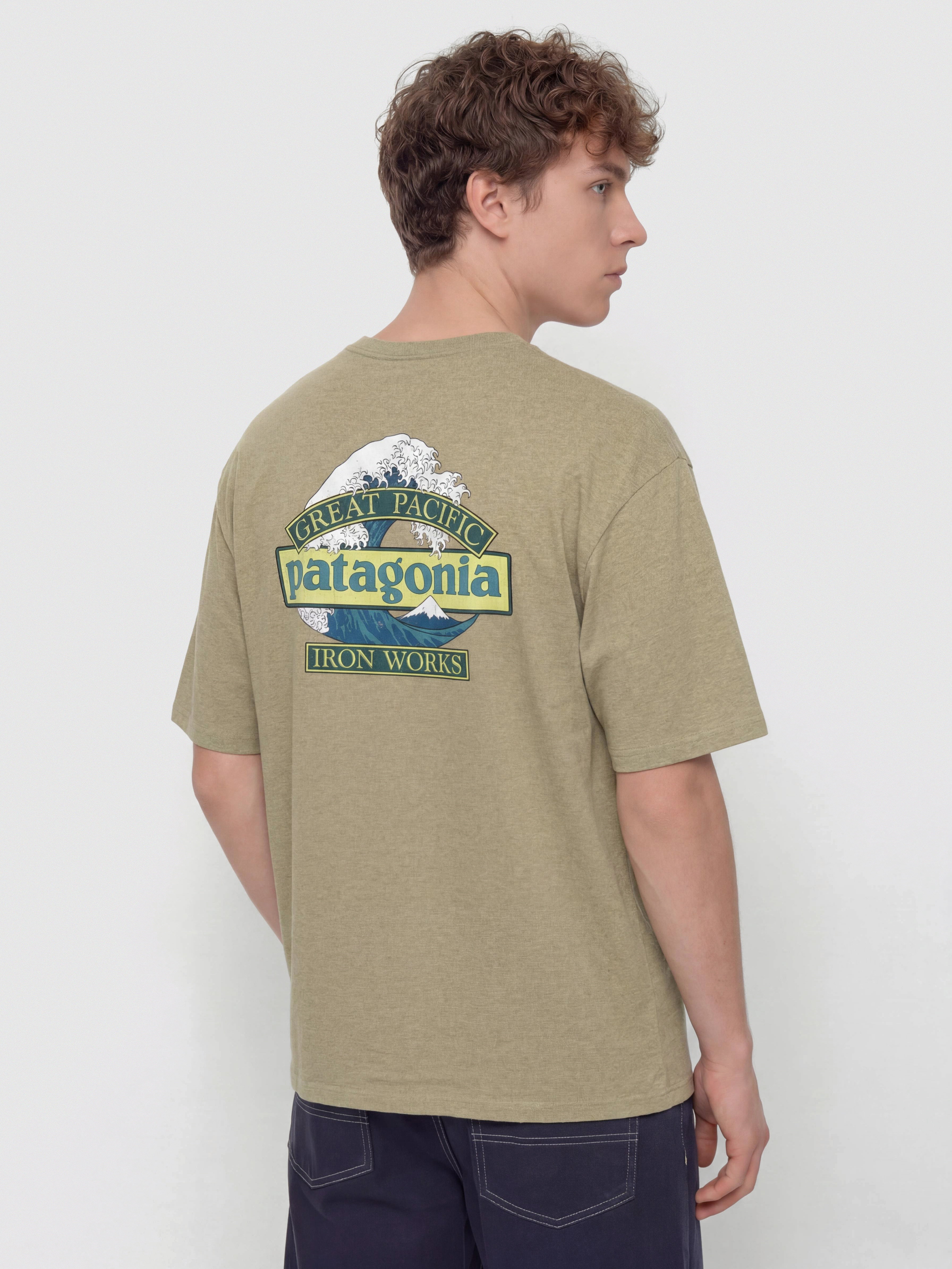 T-shirt Patagonia Great Waves (gumtree green)