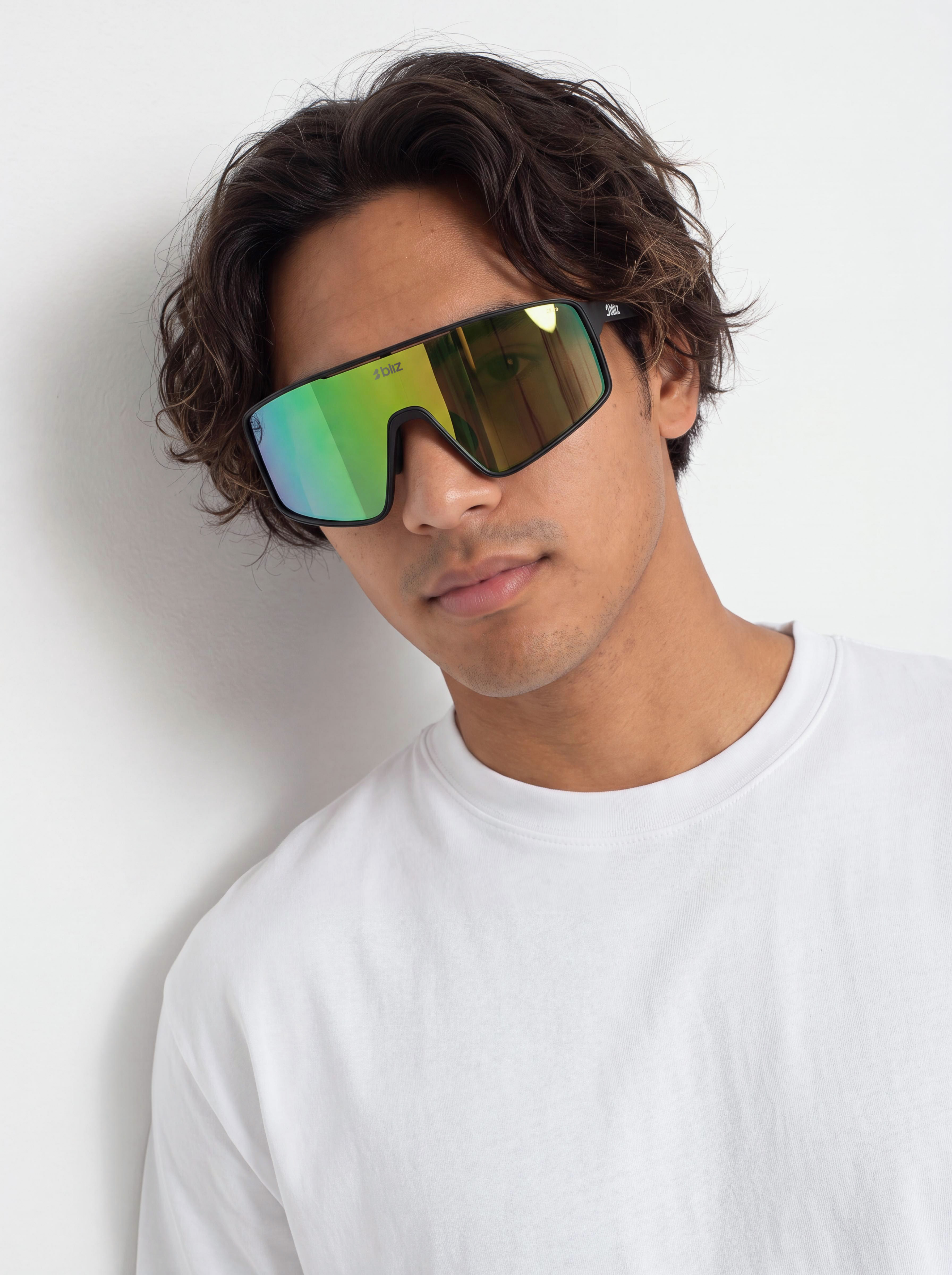 Okulary przeciwsu0142oneczne Bliz P001 (matt black/brown w green multi)