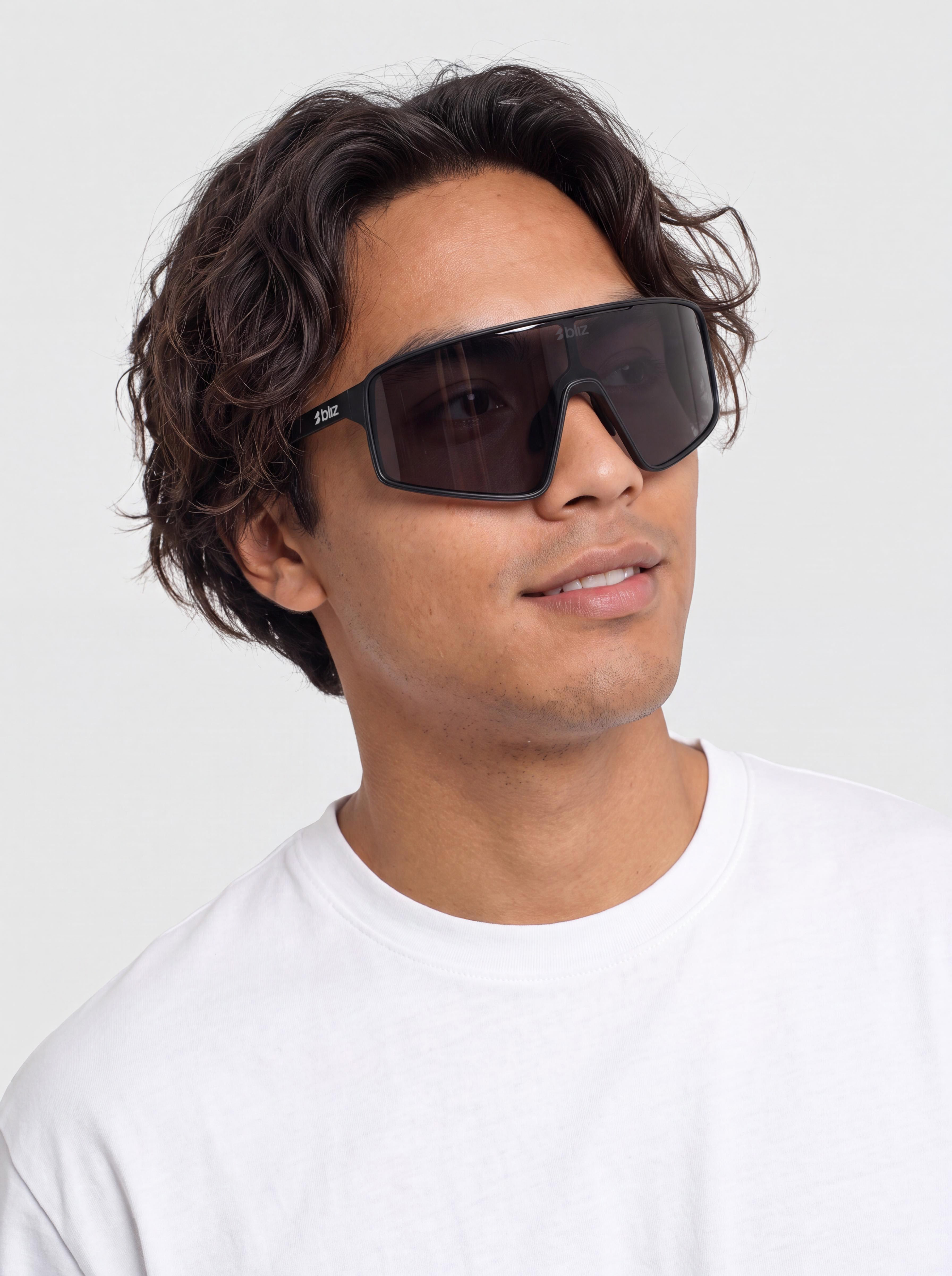 Okulary przeciwsłoneczne Bliz P001 (matt black/smoke)