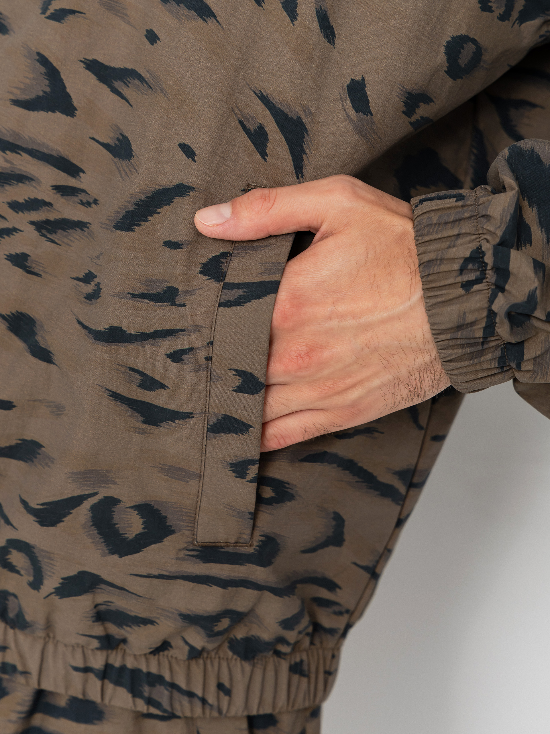 Kurtka Carhartt WIP Travon (duck feather print cypress/black)