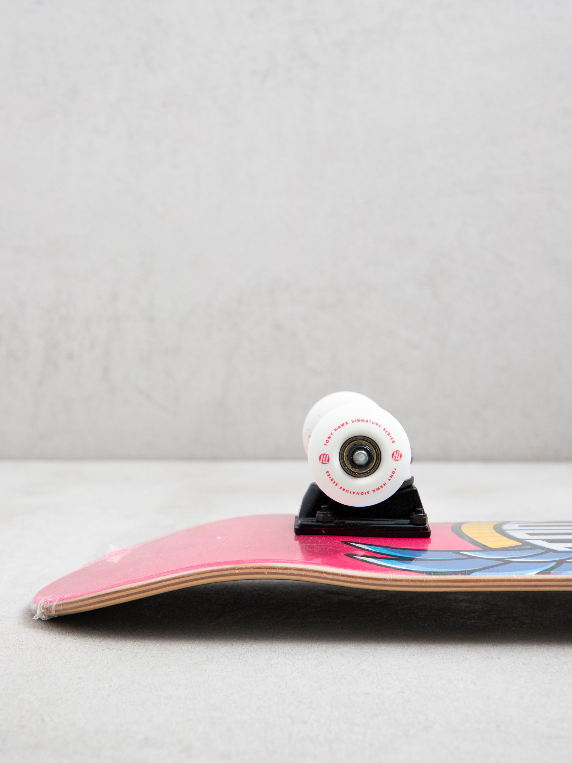 Deskorolka Tony Hawk Eagle Logo (pink)