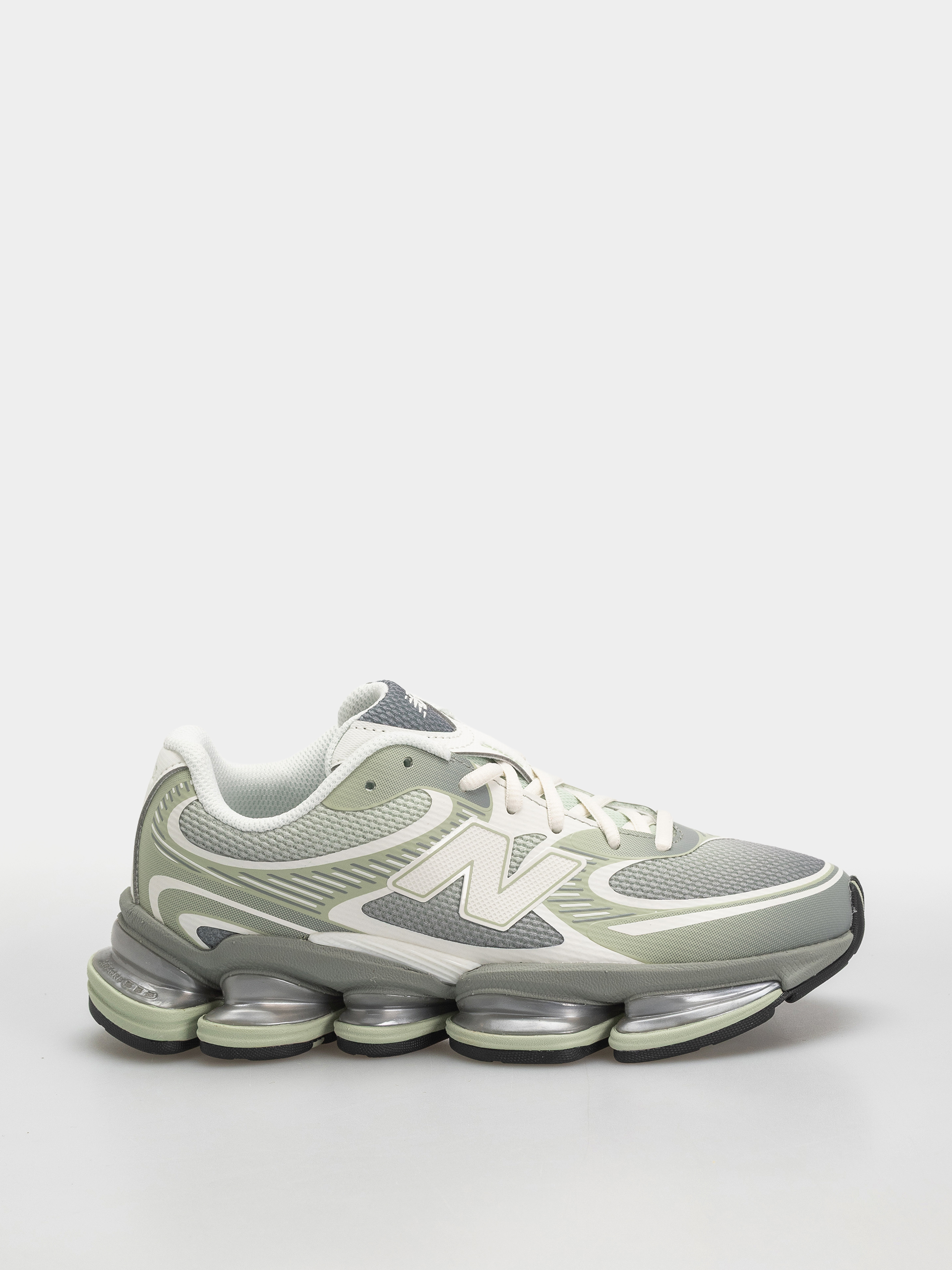 Buty New Balance 2000 (silver moss/bayberry/sea salt)