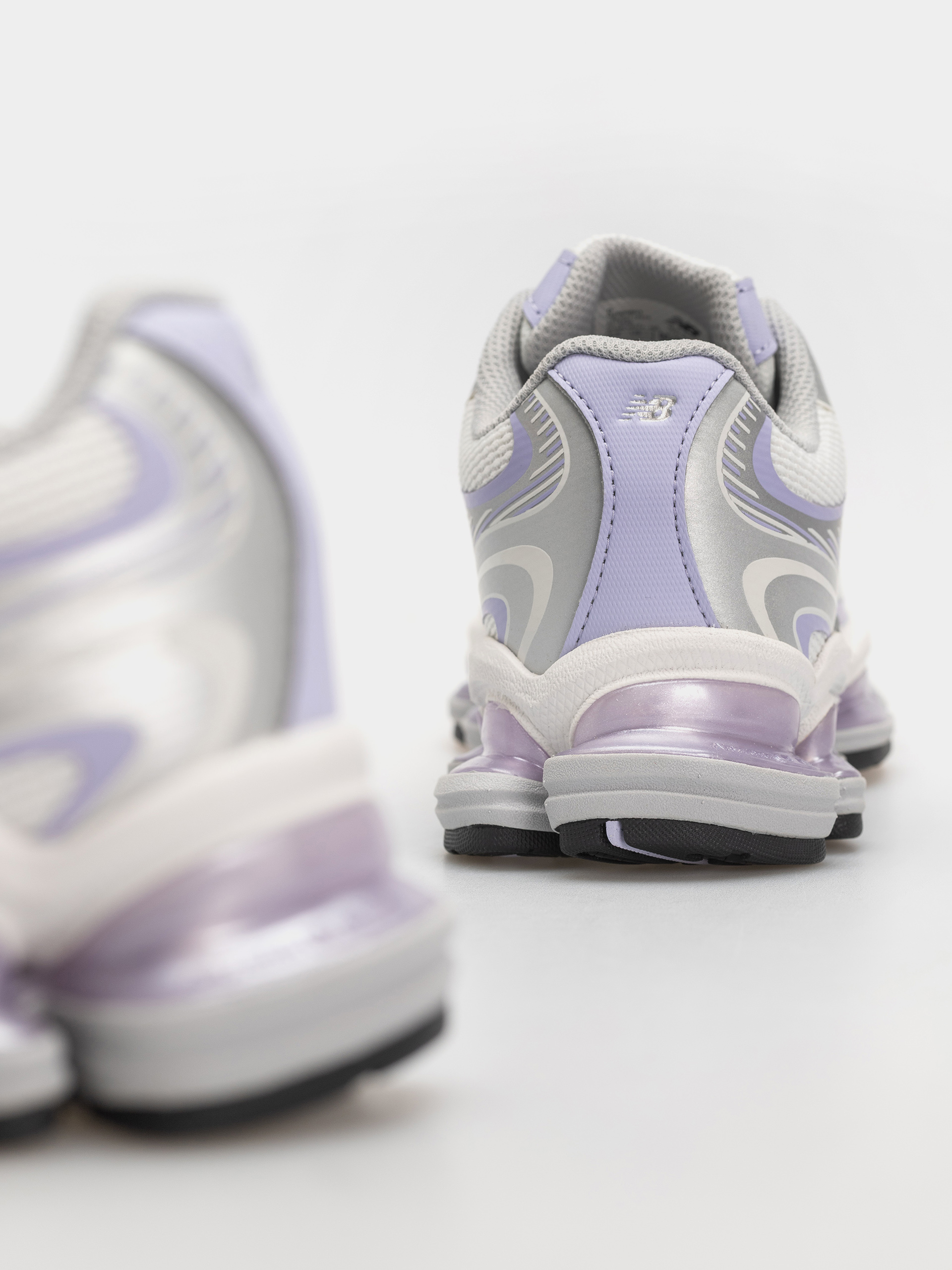 Buty New Balance 2000 (reflection/smoked violet)