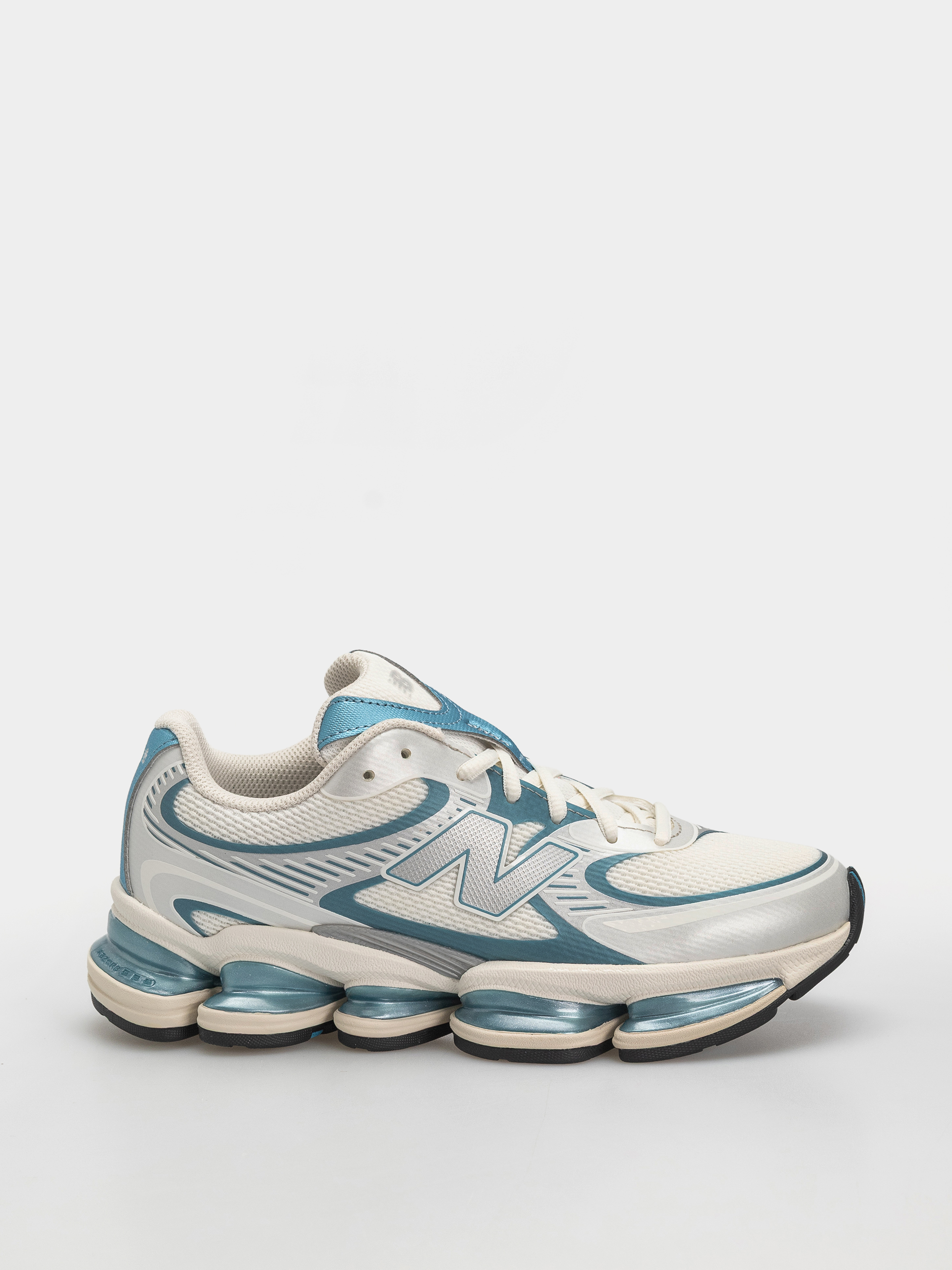 Buty New Balance 2000 (sea salt/altitude metallic)