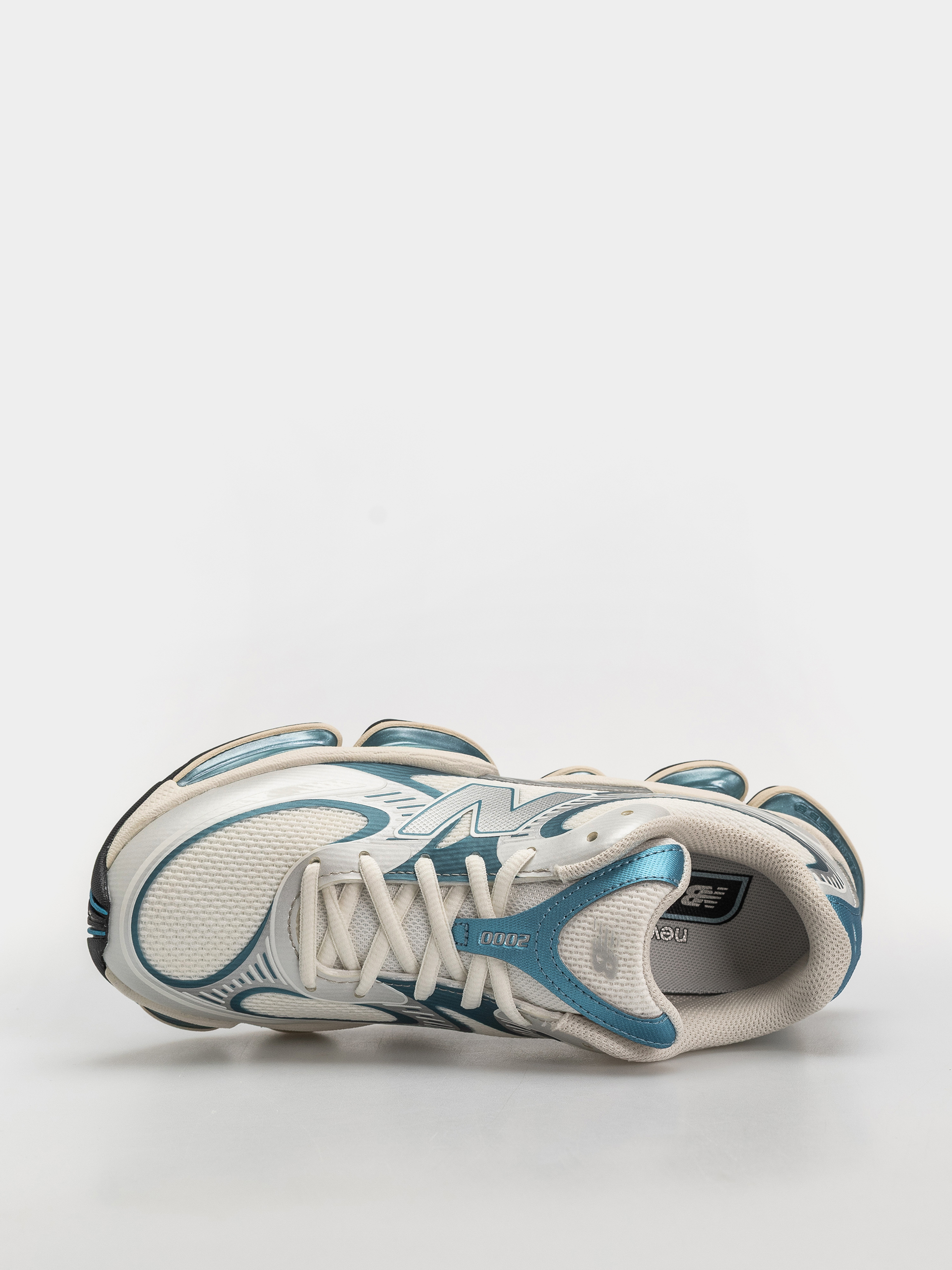 Buty New Balance 2000 (sea salt/altitude metallic)
