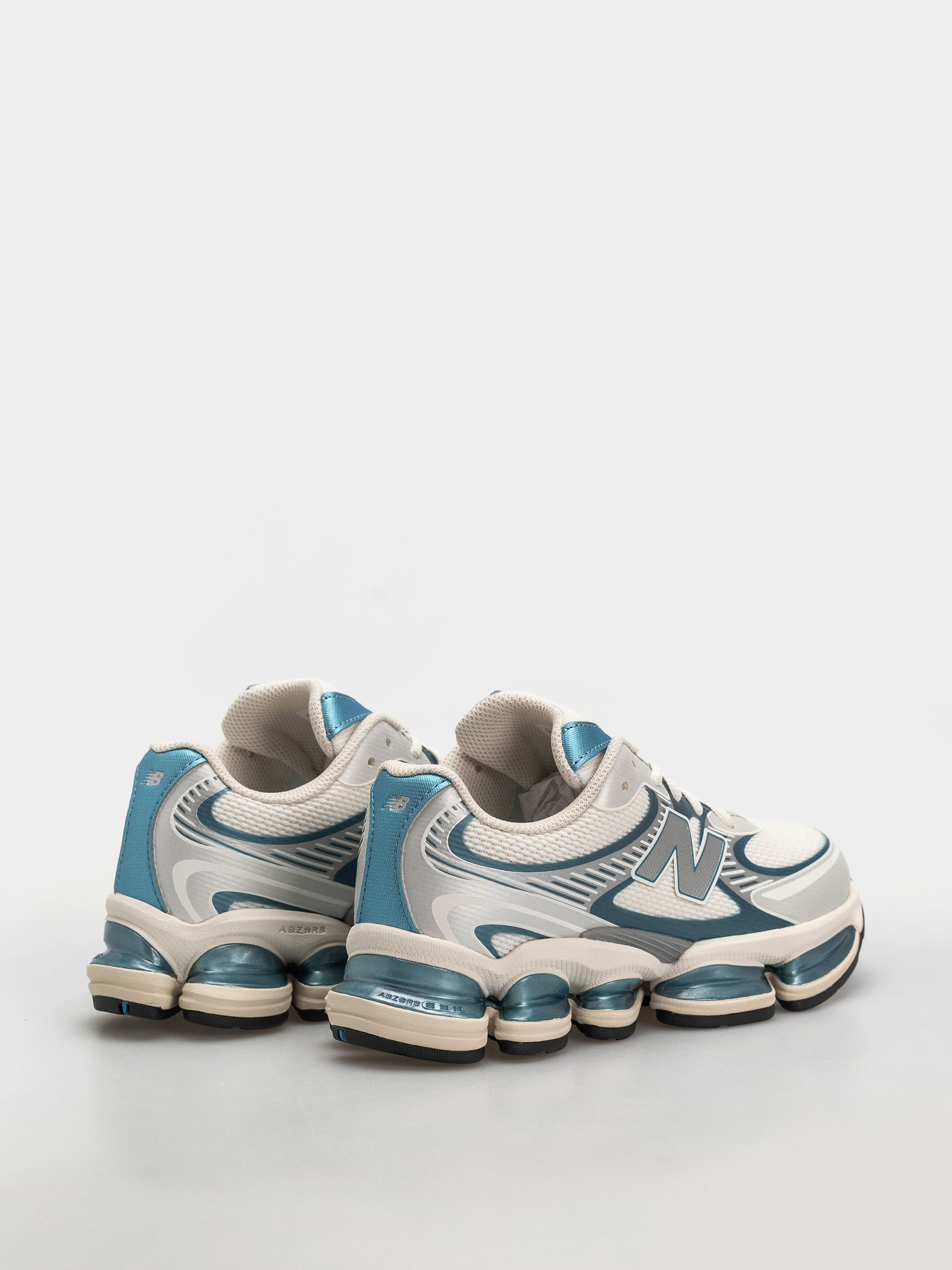 Buty New Balance 2000 (sea salt/altitude metallic)