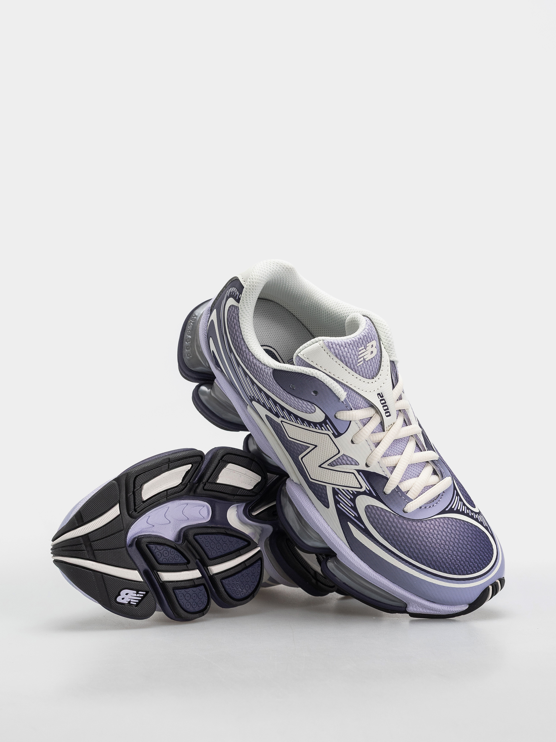 Buty New Balance 2000 (boysenberry/smoked violet/sea salt)