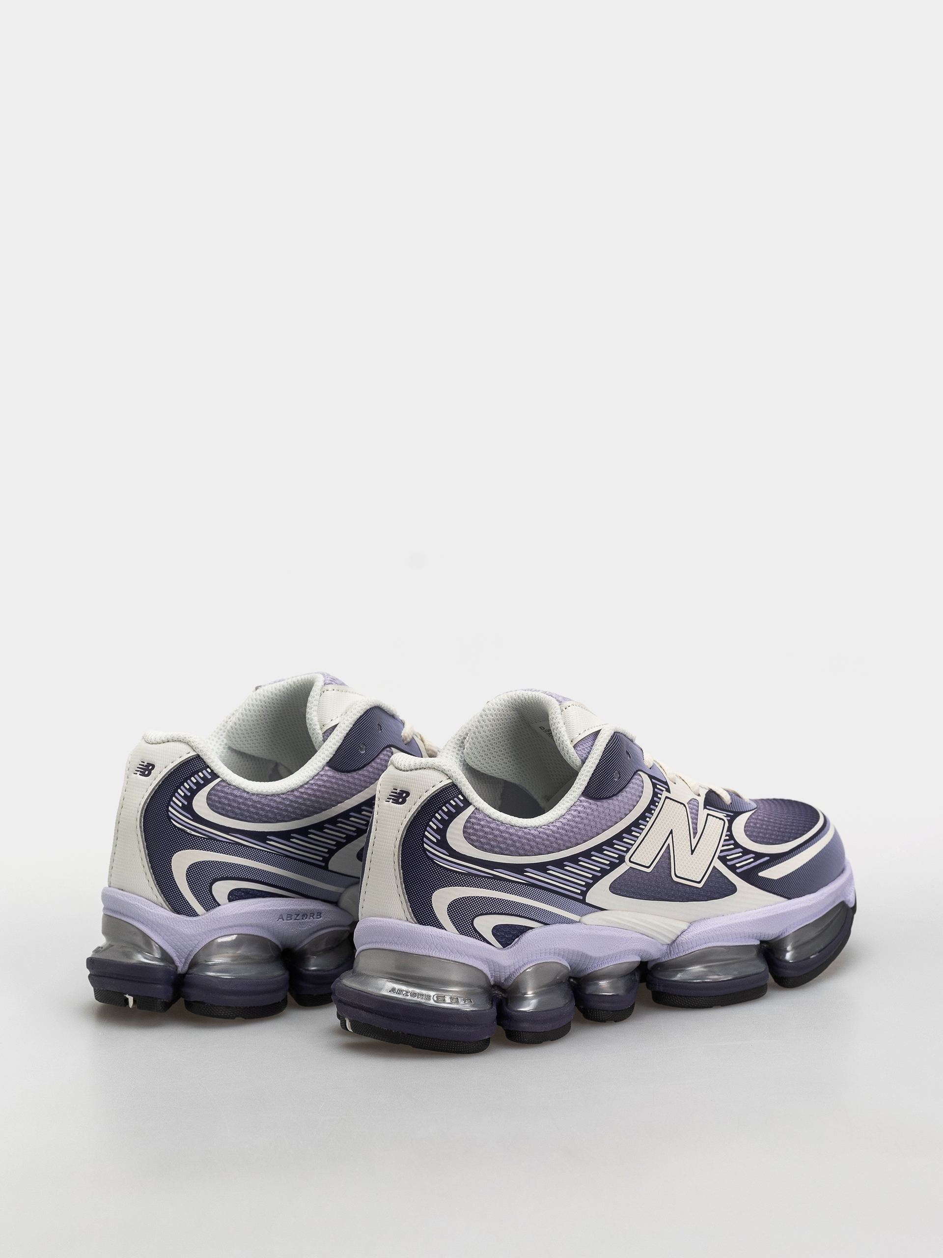Buty New Balance 2000 (boysenberry/smoked violet/sea salt)