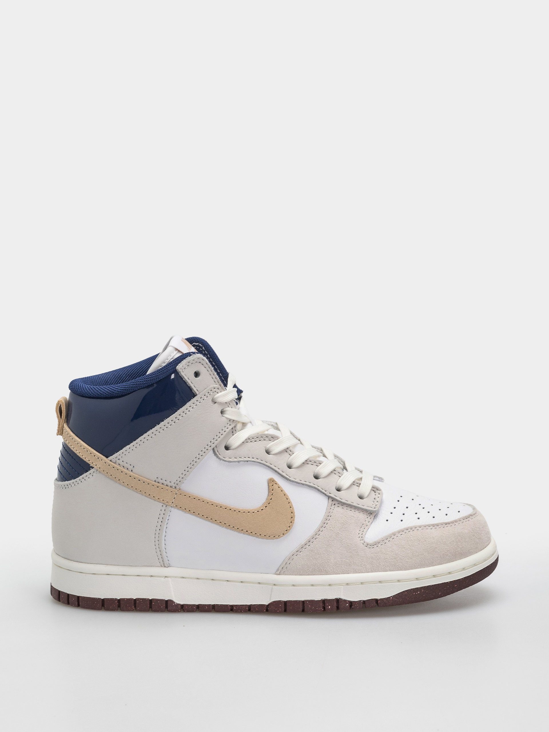 Buty Nike SB Dunk High Pro QS Beyond (white/ivorysand duneblue void)