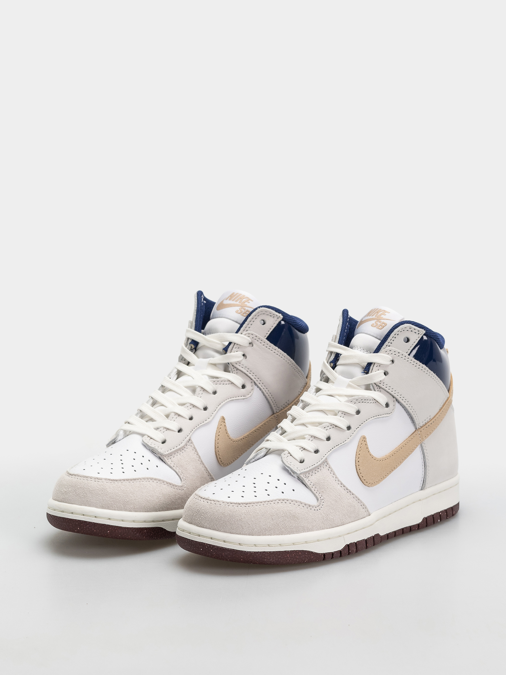 Buty Nike SB Dunk High Pro QS Beyond (white/ivorysand duneblue void)