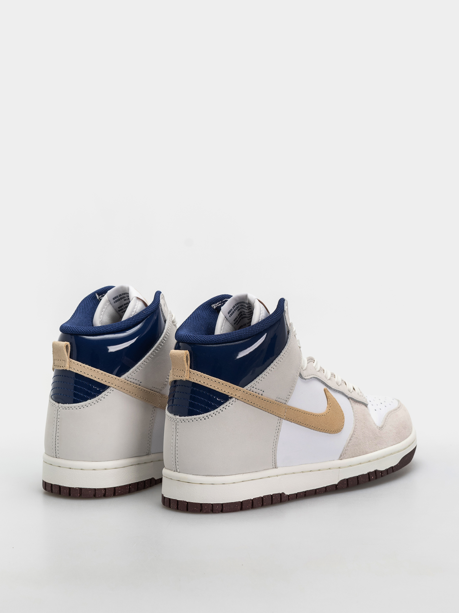 Buty Nike SB Dunk High Pro QS Beyond (white/ivorysand duneblue void)
