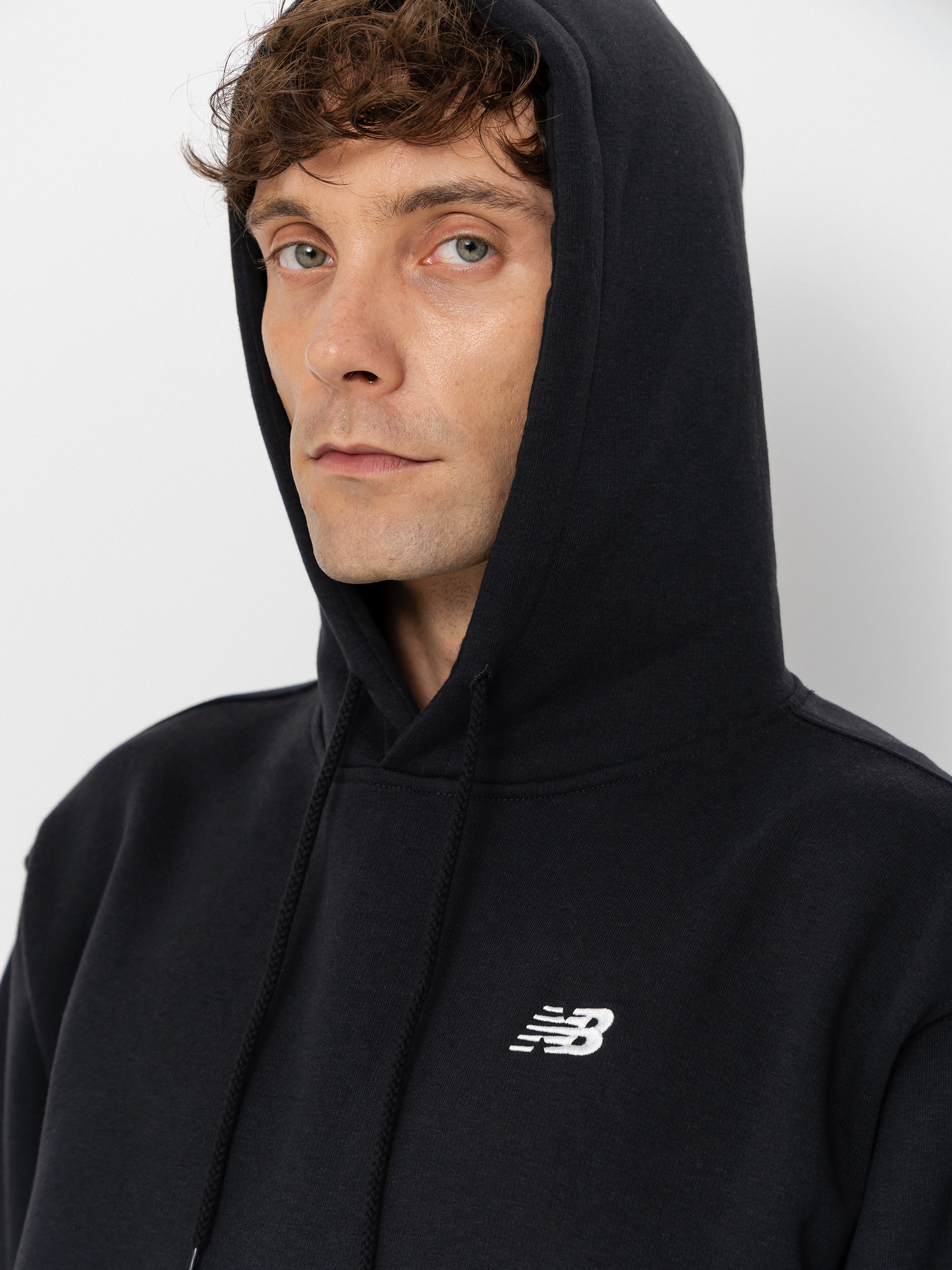 Bluza z kapturem New Balance Sport Essentials Fleece HD (black)