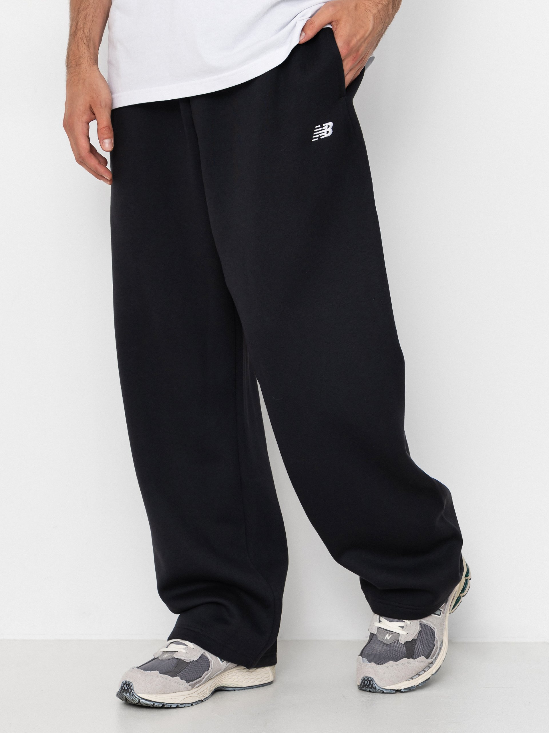 Spodnie New Balance Sport Essentials Fleece (black)