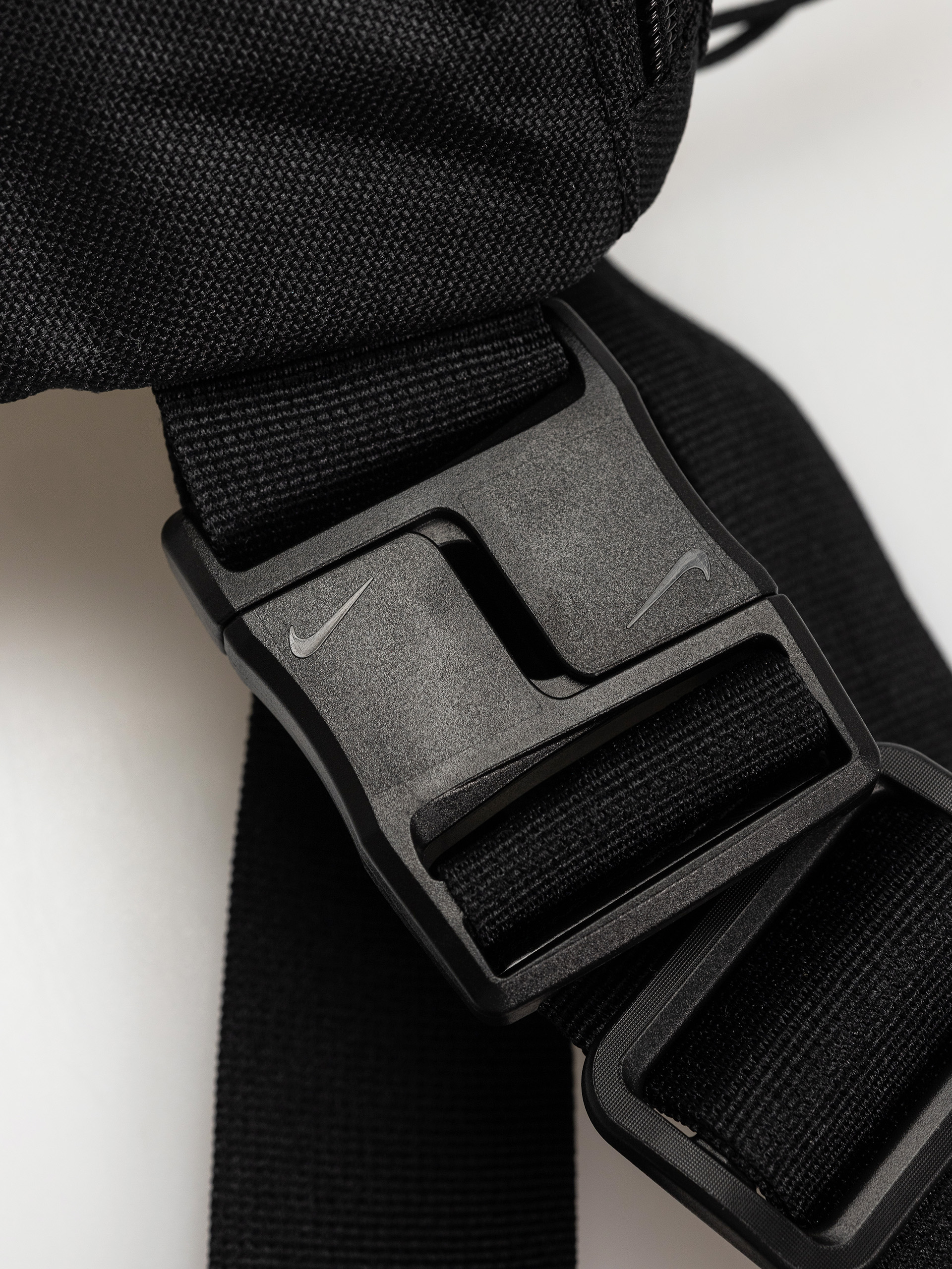 Nerka Nike SB Heritage 2.0 (black/black/white)