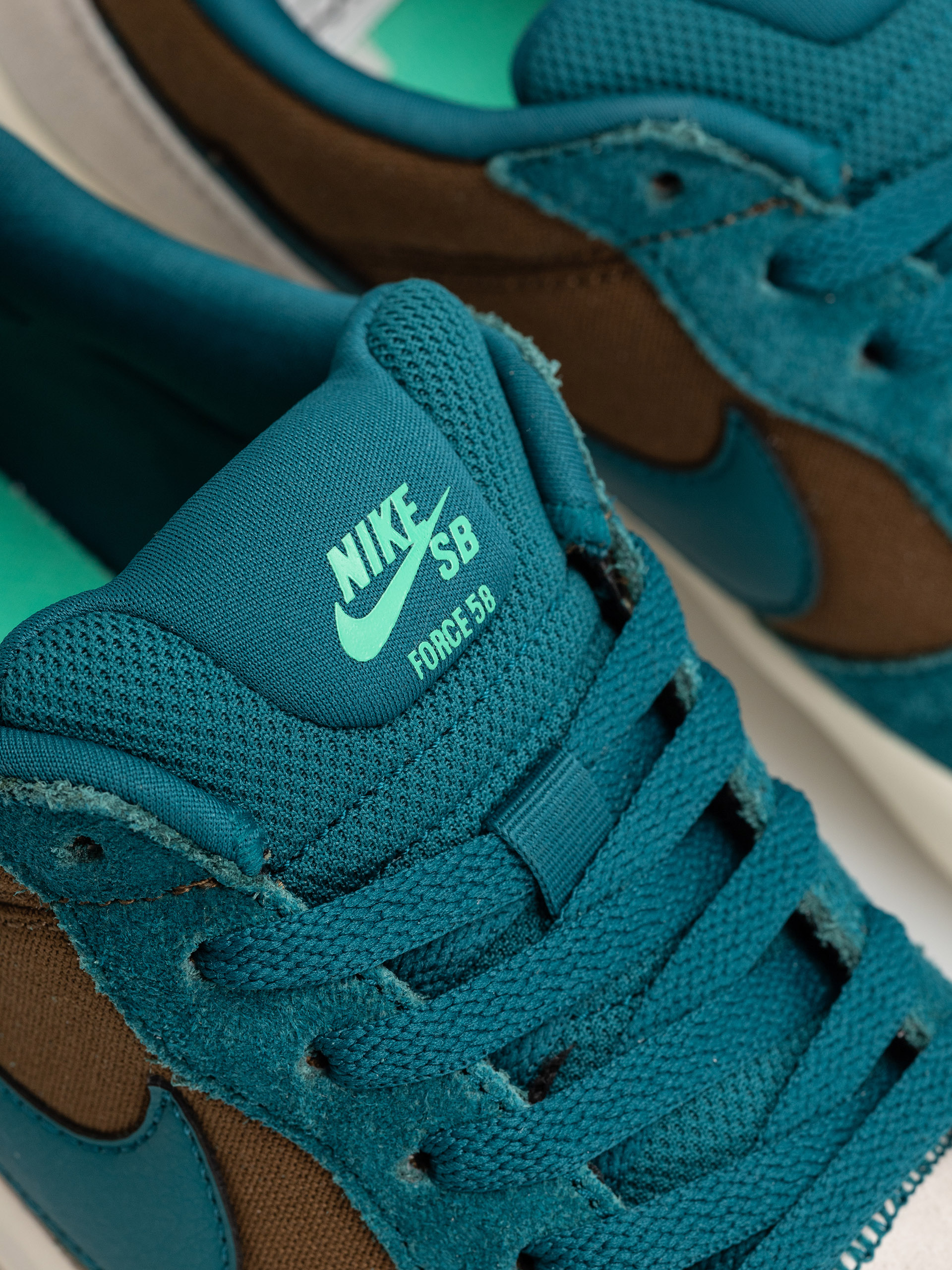 Buty Nike SB Force 58 (mosswood brown/geode teal lt orewood brn)