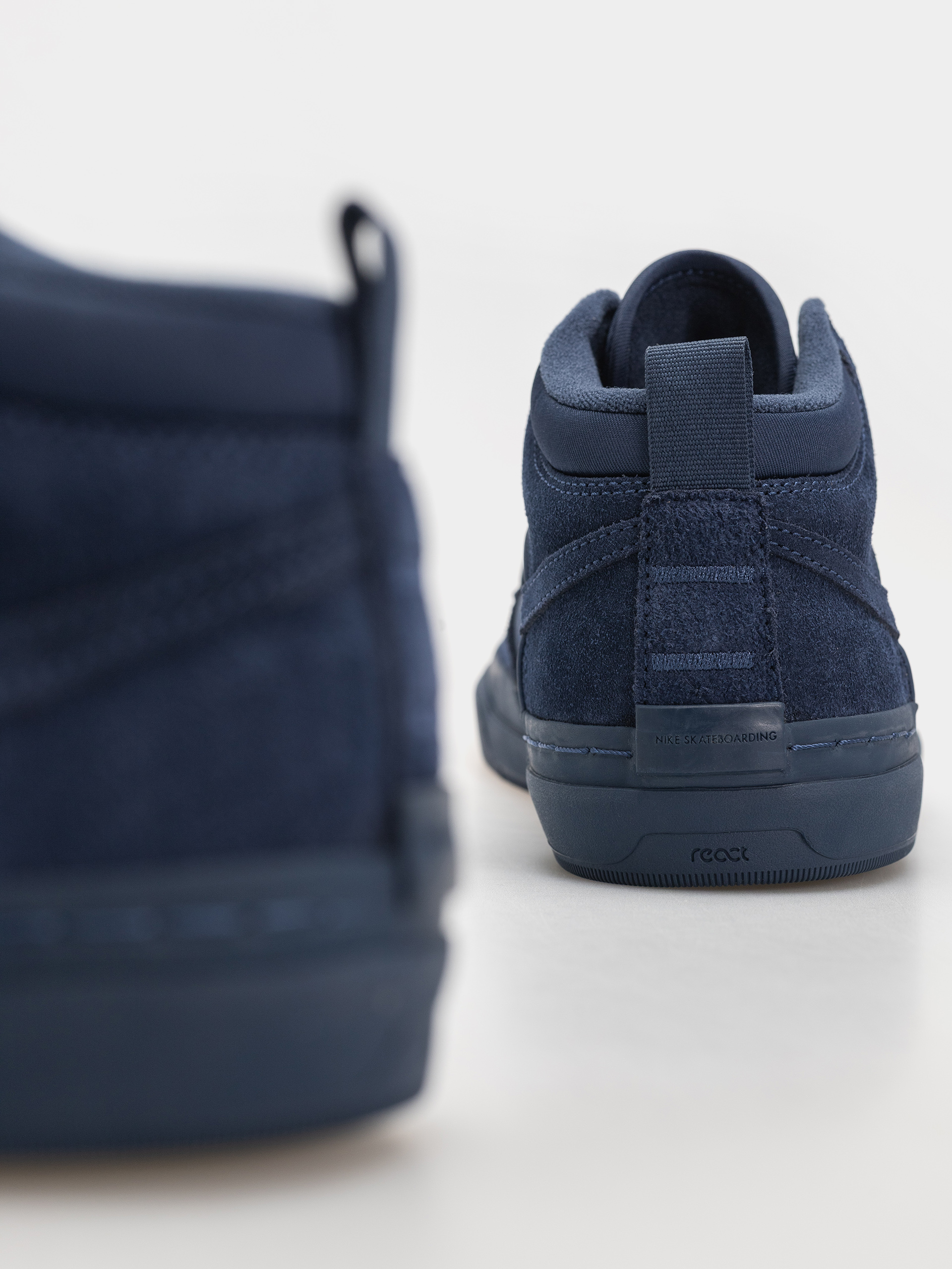 Buty Nike SB React Leo (navy/navy navy)