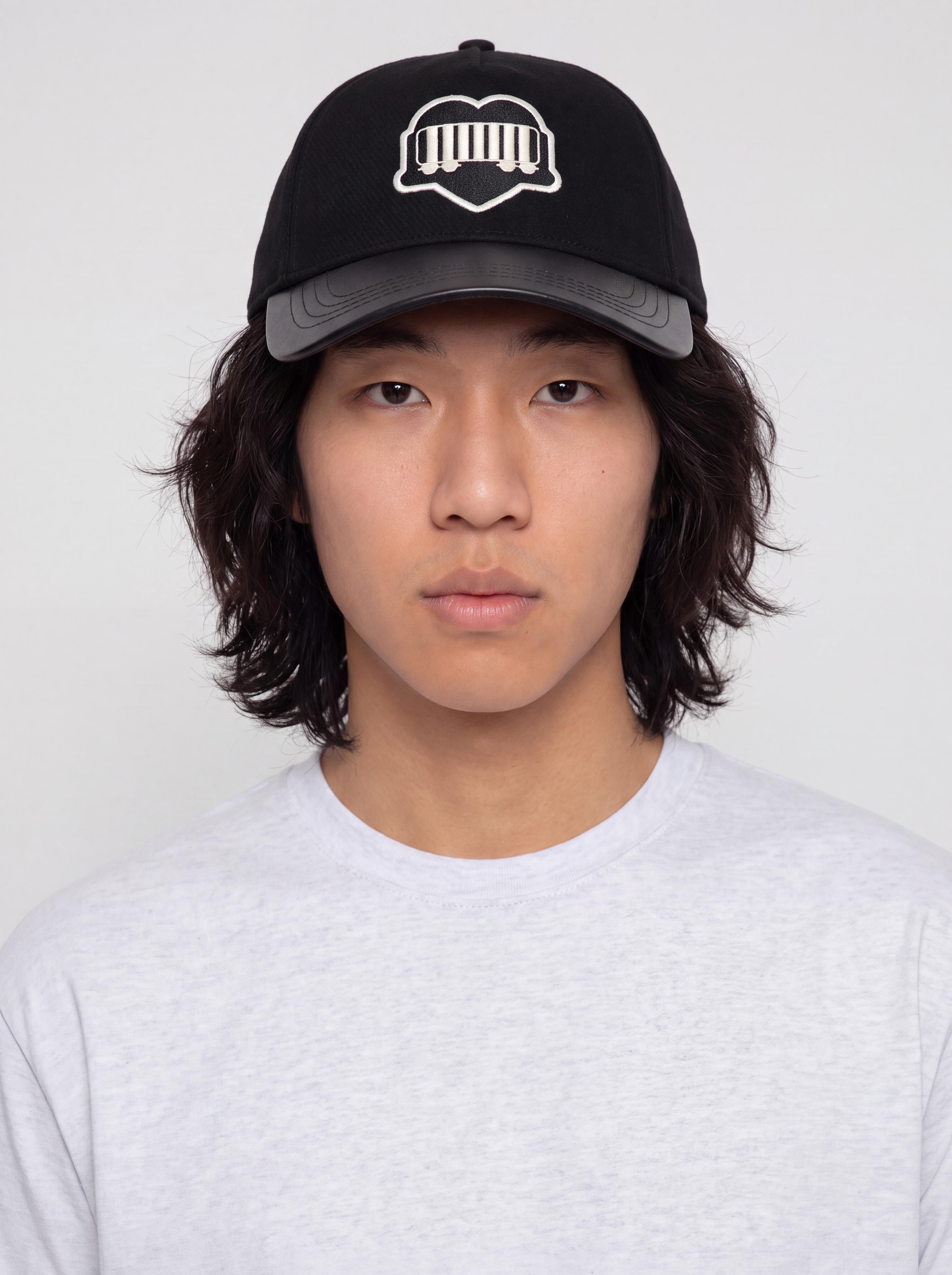 Czapka z daszkiem Carhartt WIP Heart Train (black/black)