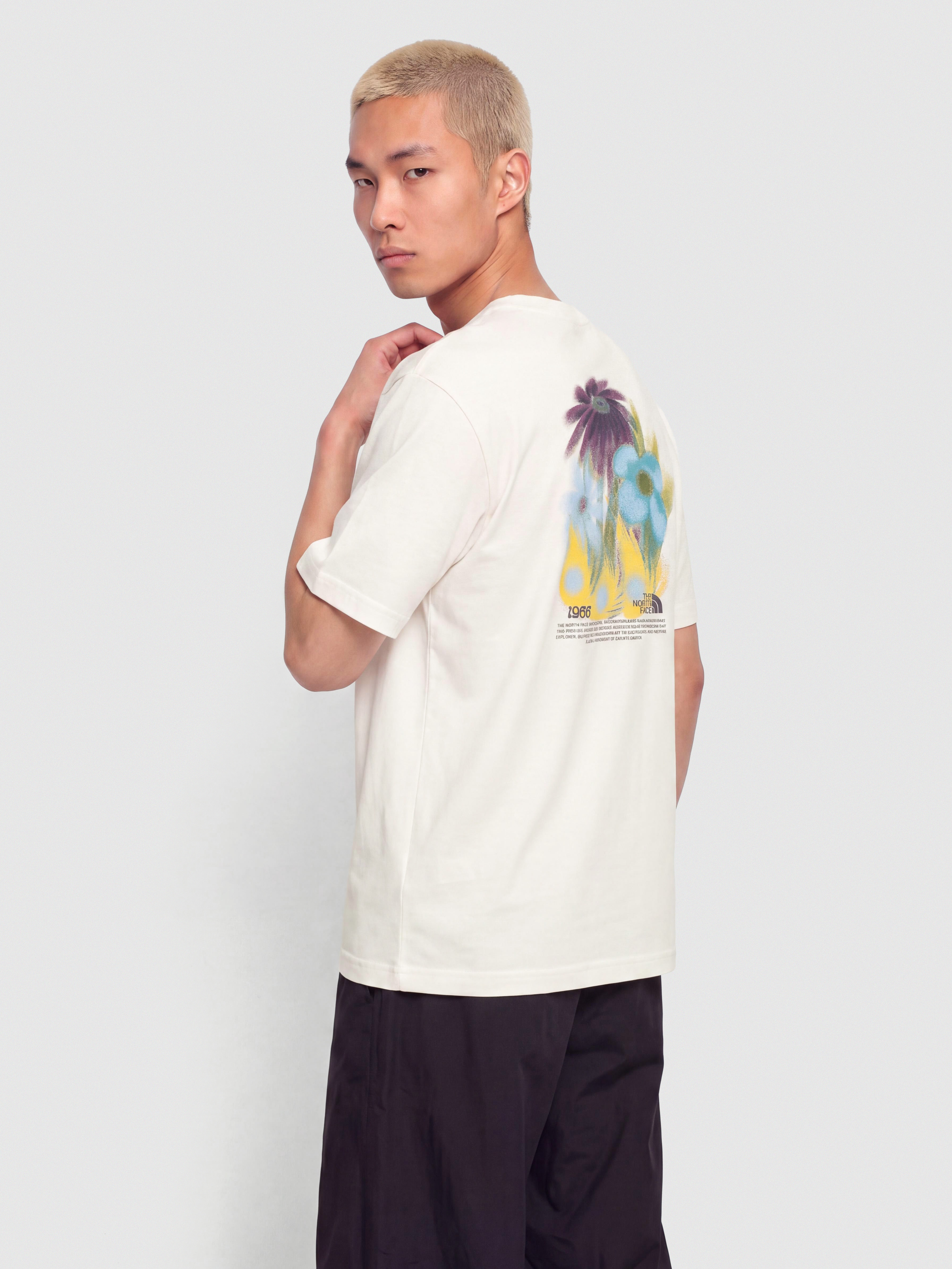 T-shirt The North Face Flora Relaxed (white dune)