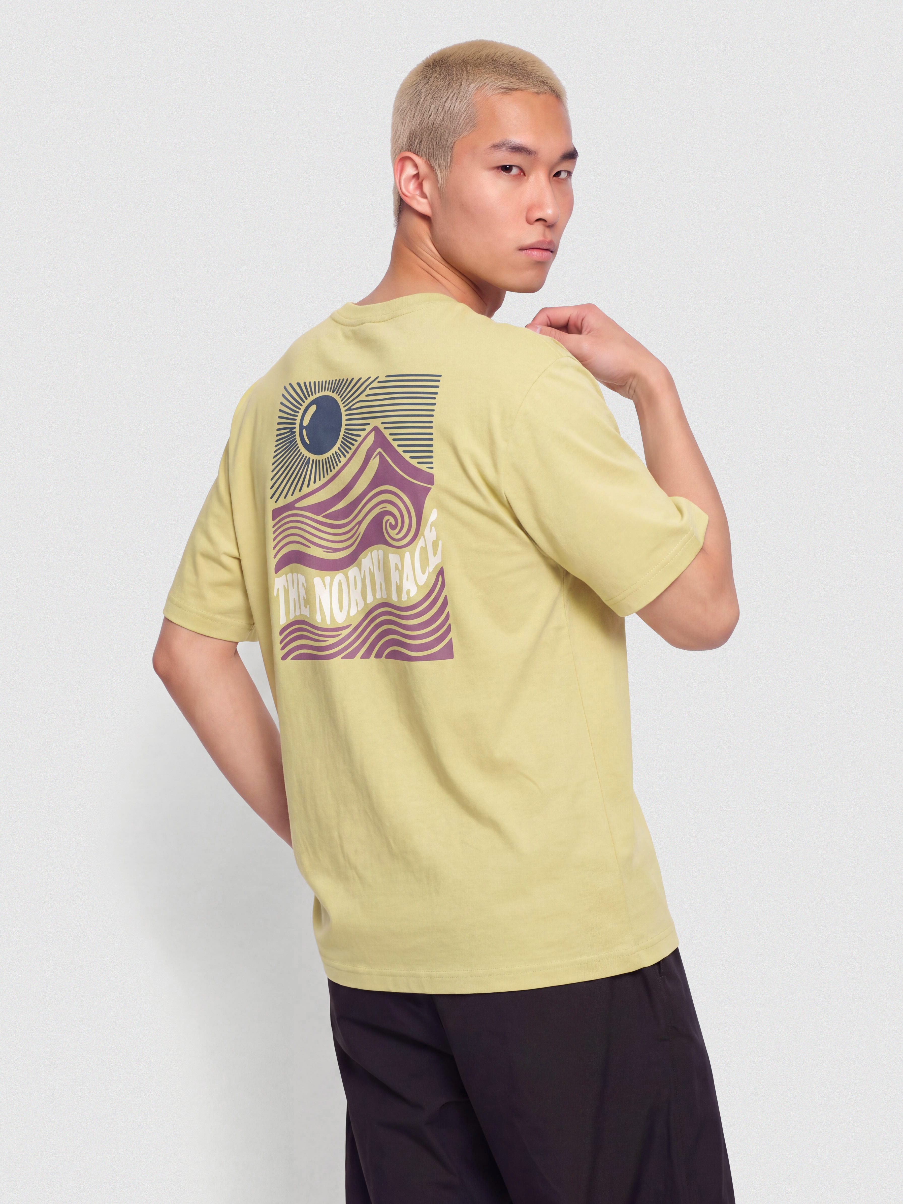T-shirt The North Face Mountain Escape Relaxed (pear)