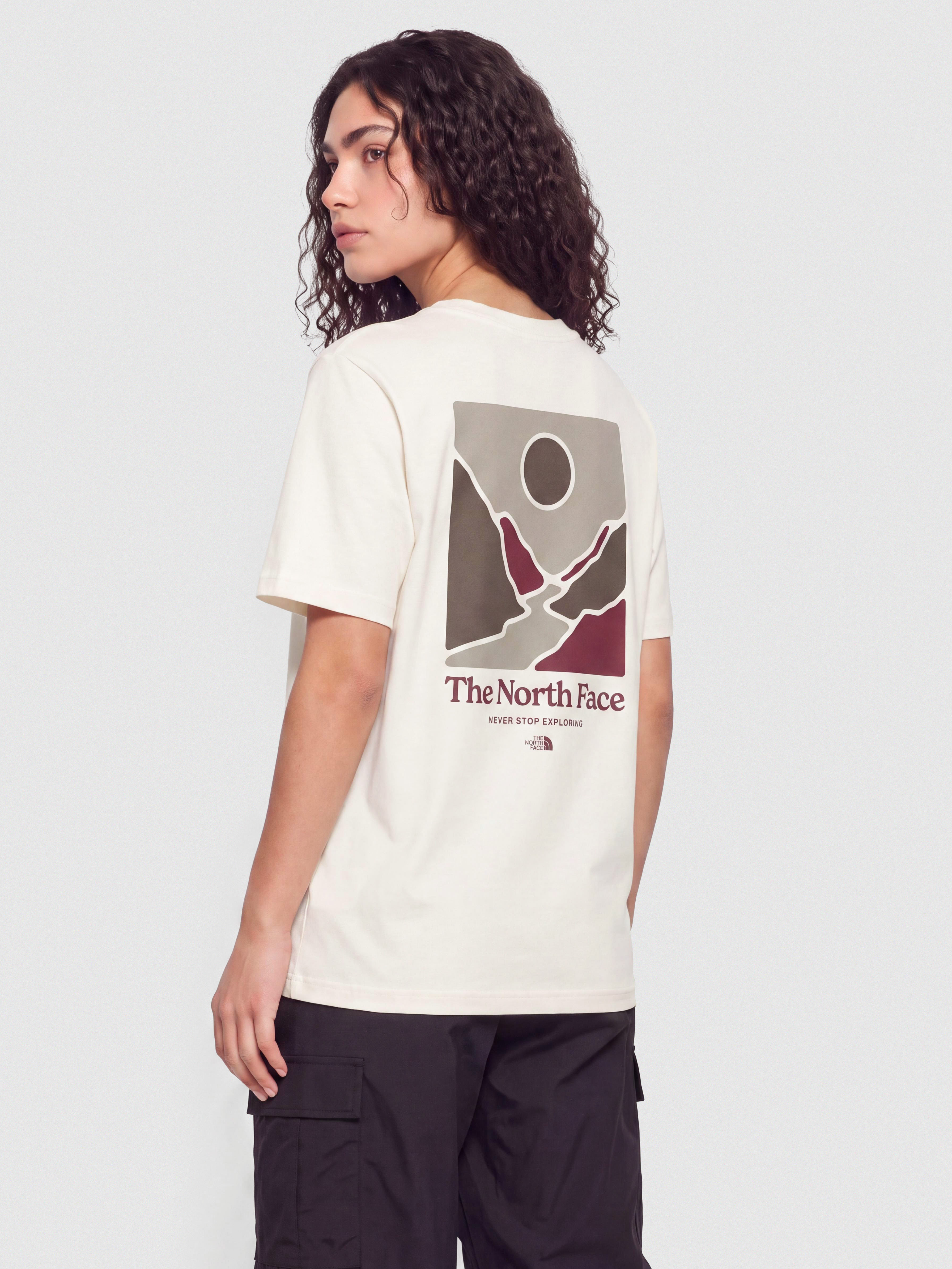 T-shirt The North Face Monte Regular Wmn (white dune)