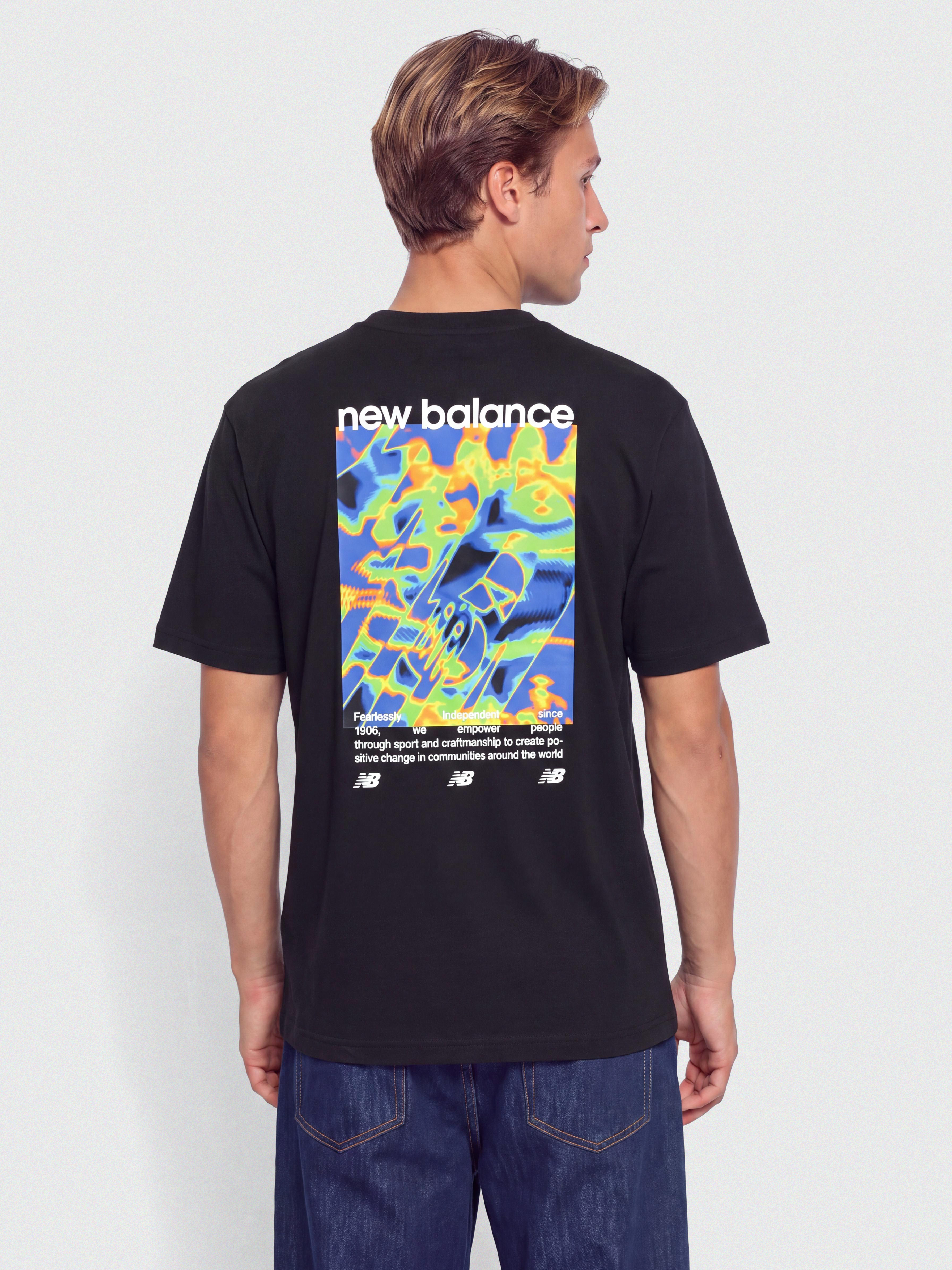 T-shirt New Balance Heat Map Forward Thinker (black)