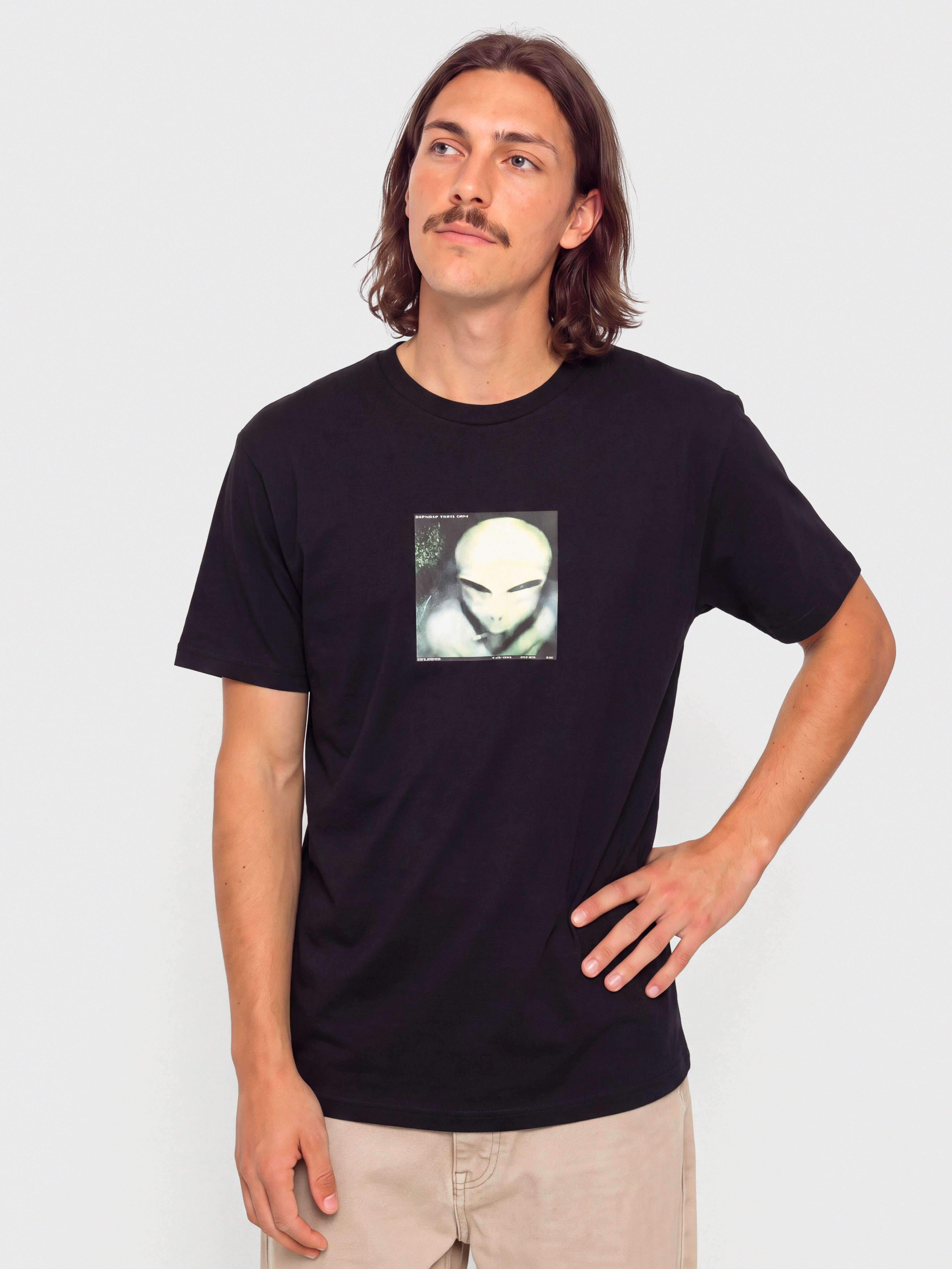 T-shirt RipNDip Spacing Out (black)