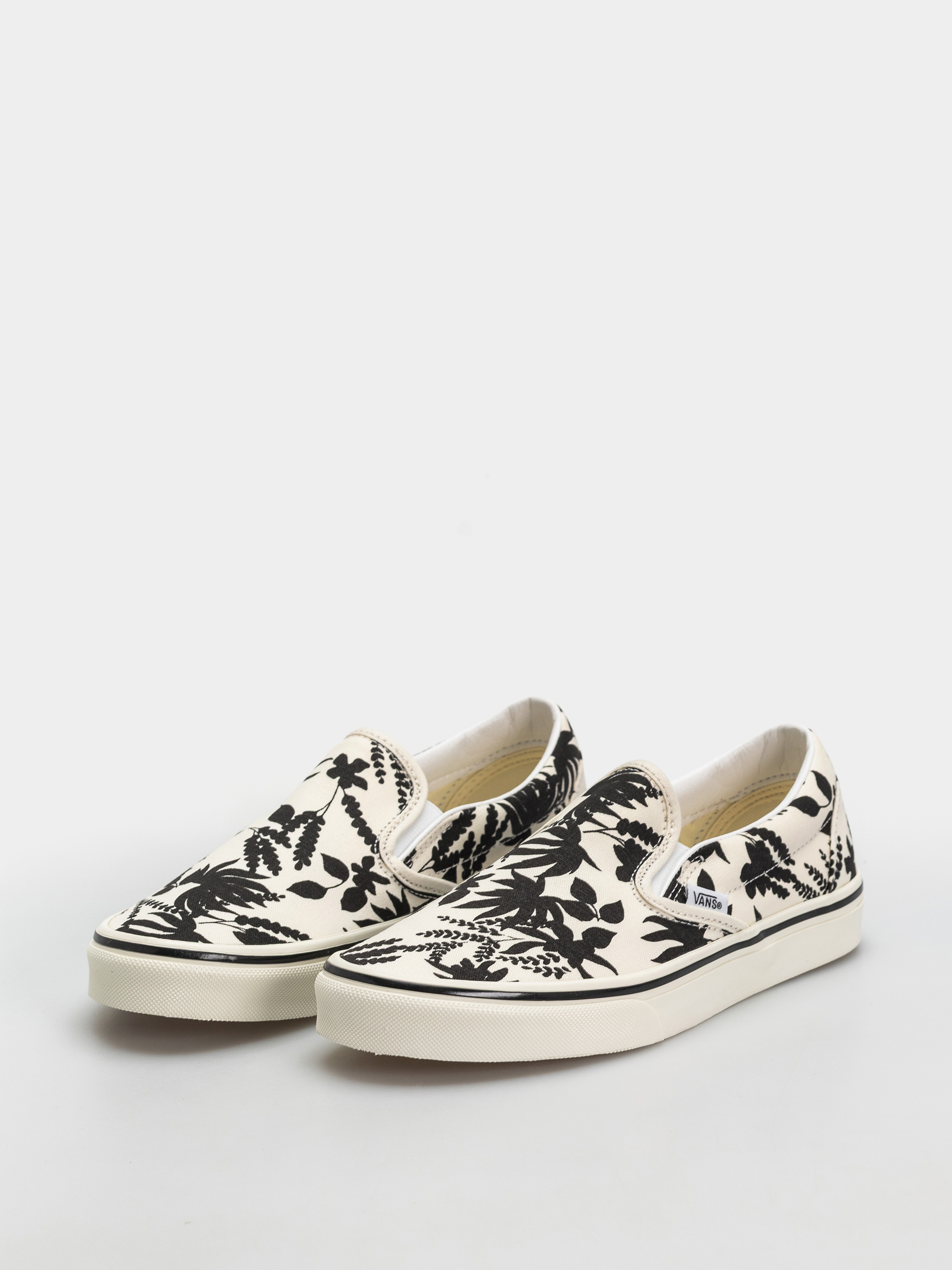 Buty Vans Classic Slip On (black)