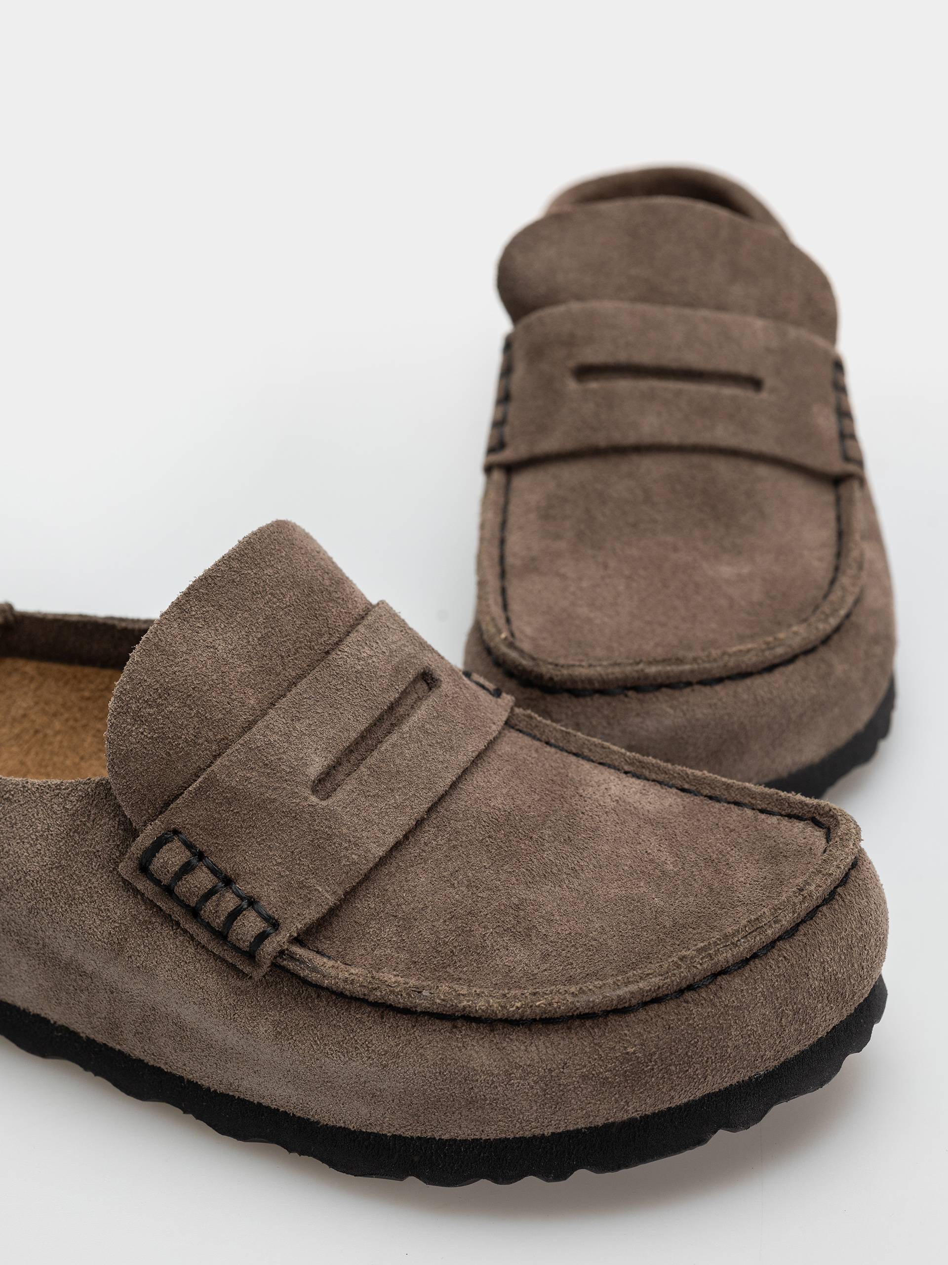Klapki Birkenstock Naples Wrapped Suede Leather Narrow (concrete gray)