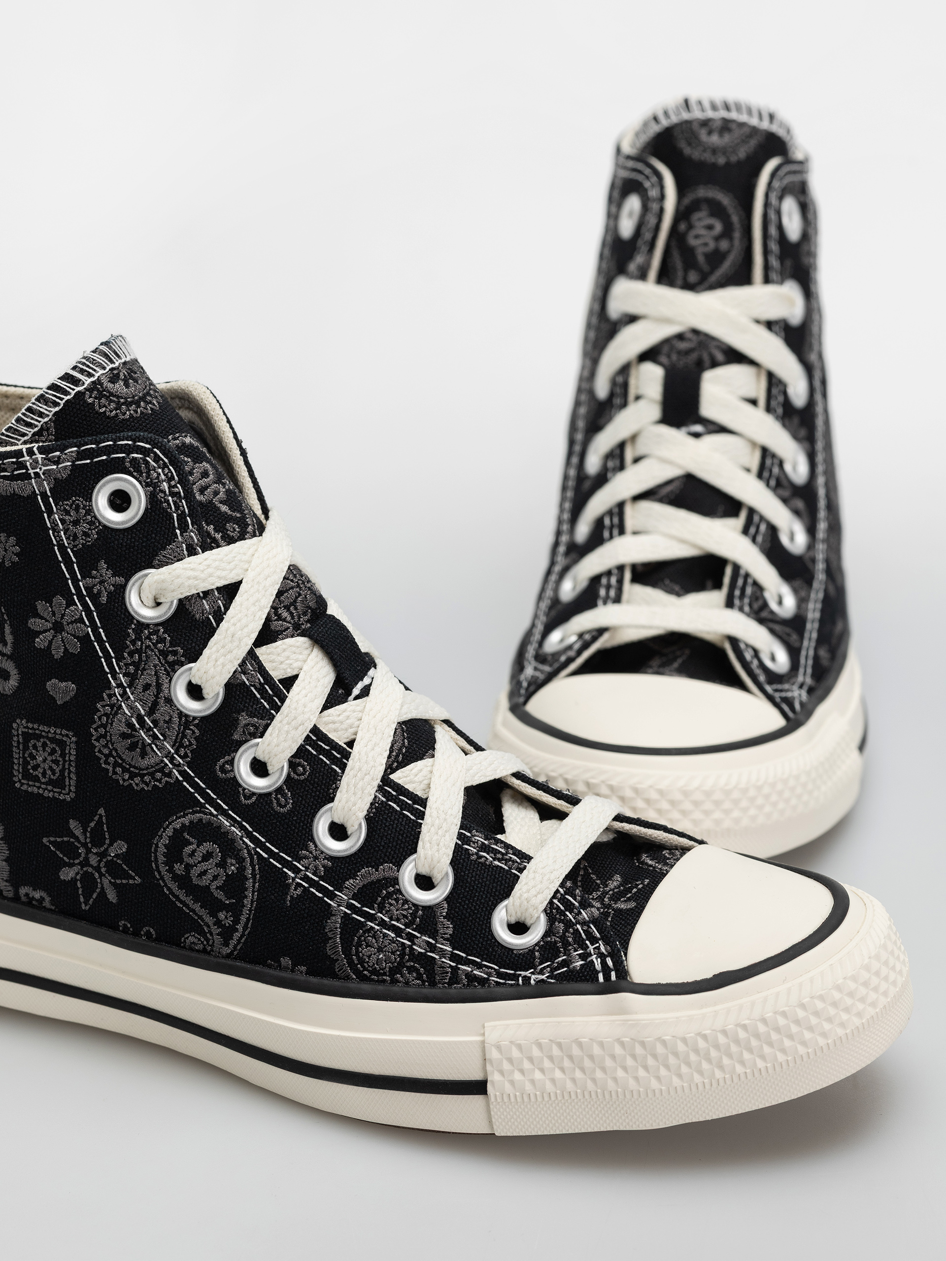 Trampki Converse Chuck Taylor All Star Hi Wmn (black/dark matter/natural ivory)