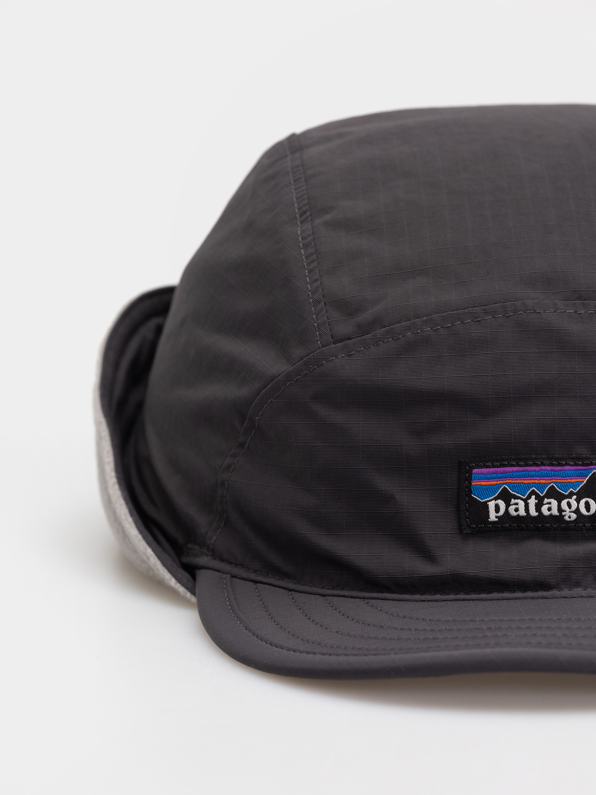 Czapka z daszkiem Patagonia Isthmus Earflap (ink black)