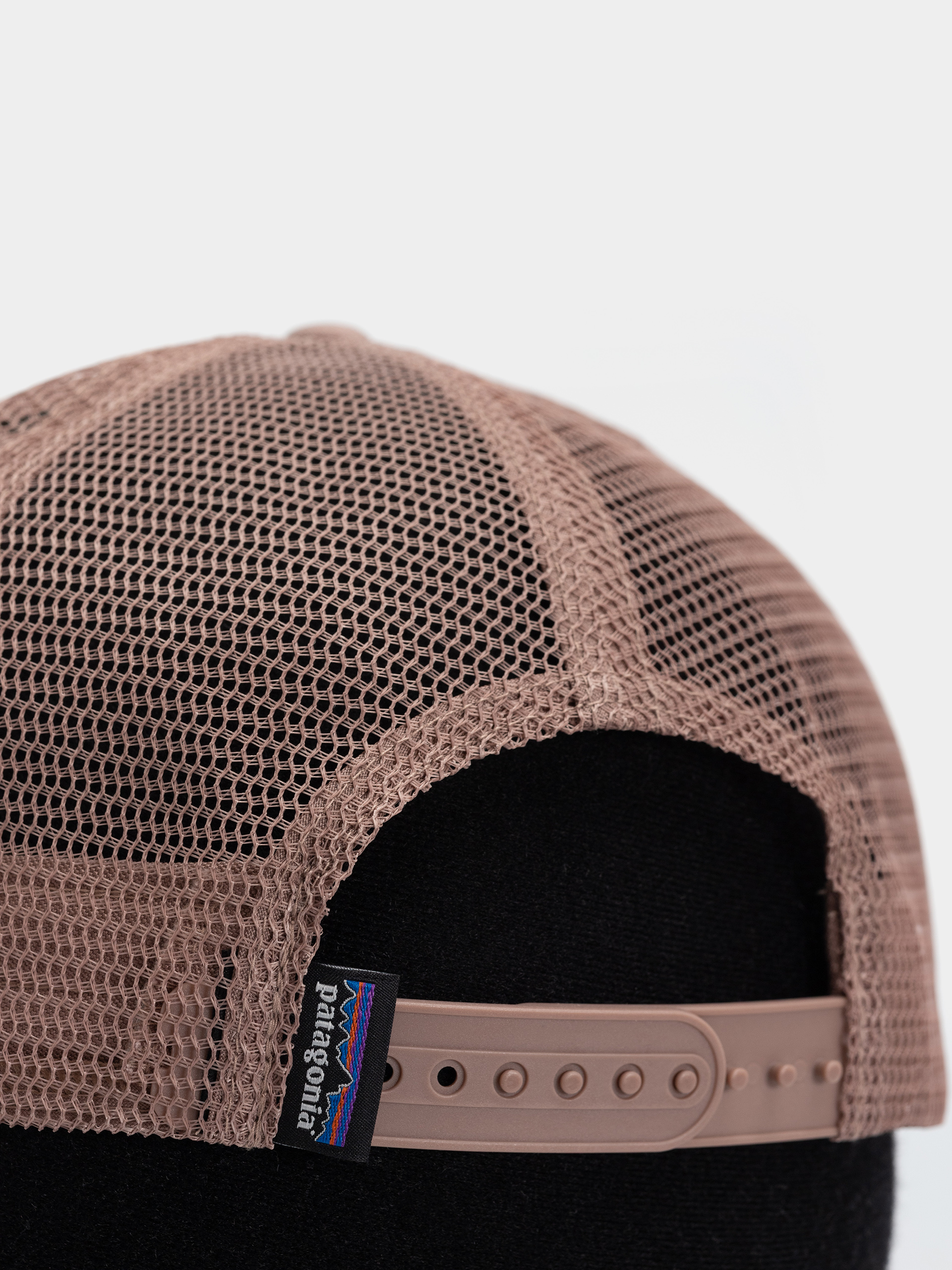 Czapka z daszkiem Patagonia P 6 Logo Trucker (birch white)