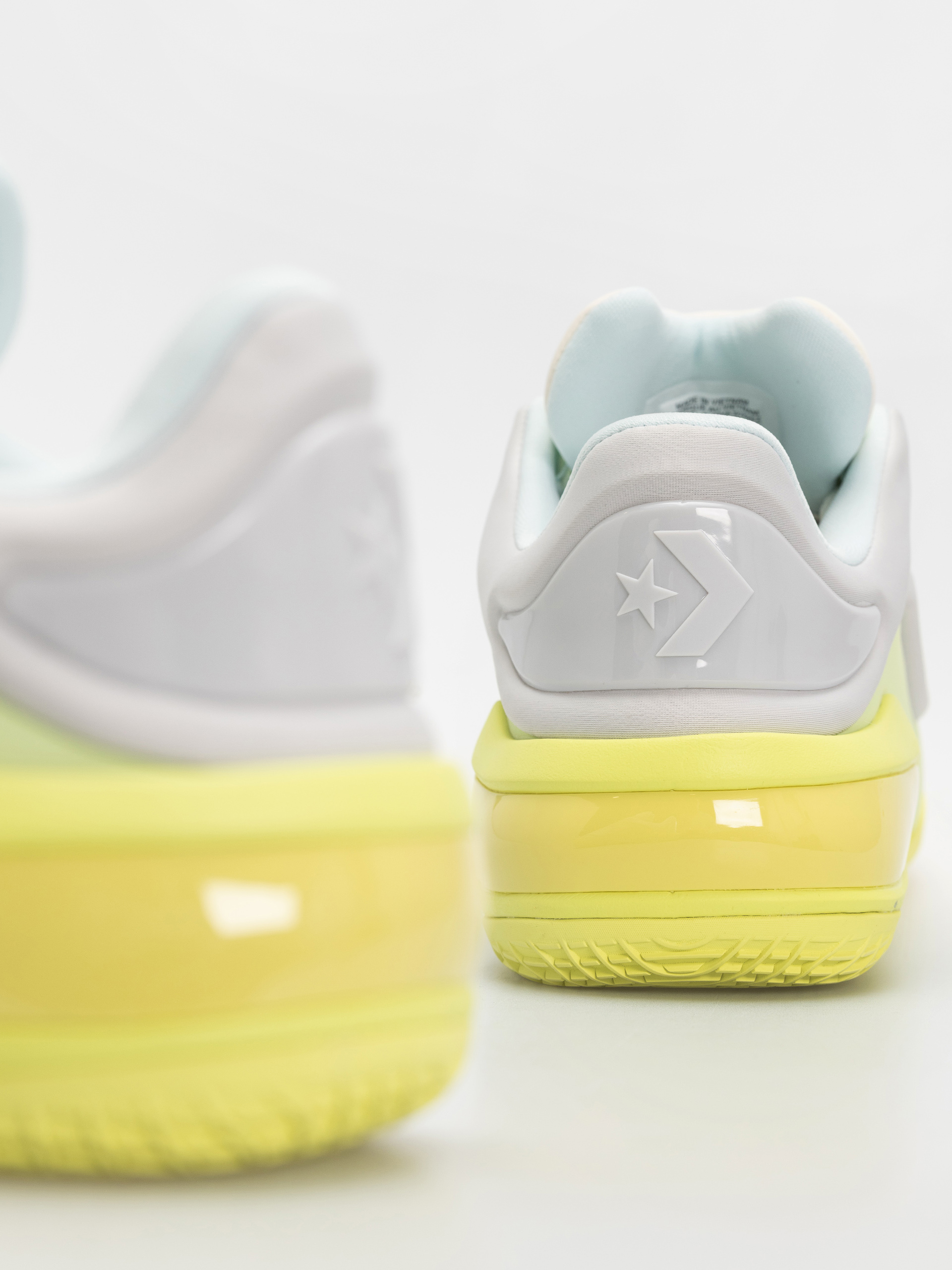 Buty Converse Shai 001 Lace Up Ox (lime latte)