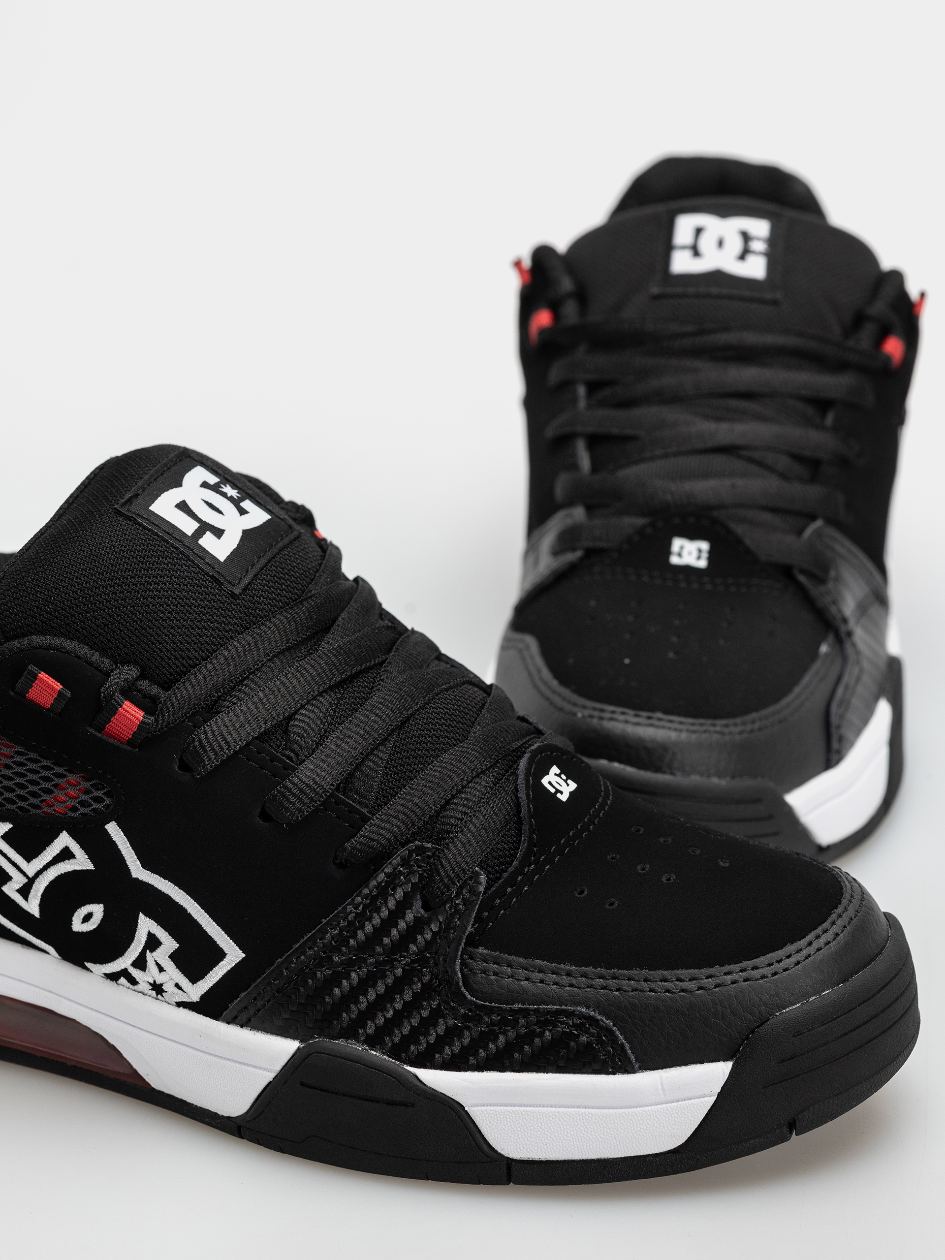 Buty DC Versatile (black/white/athletic red)