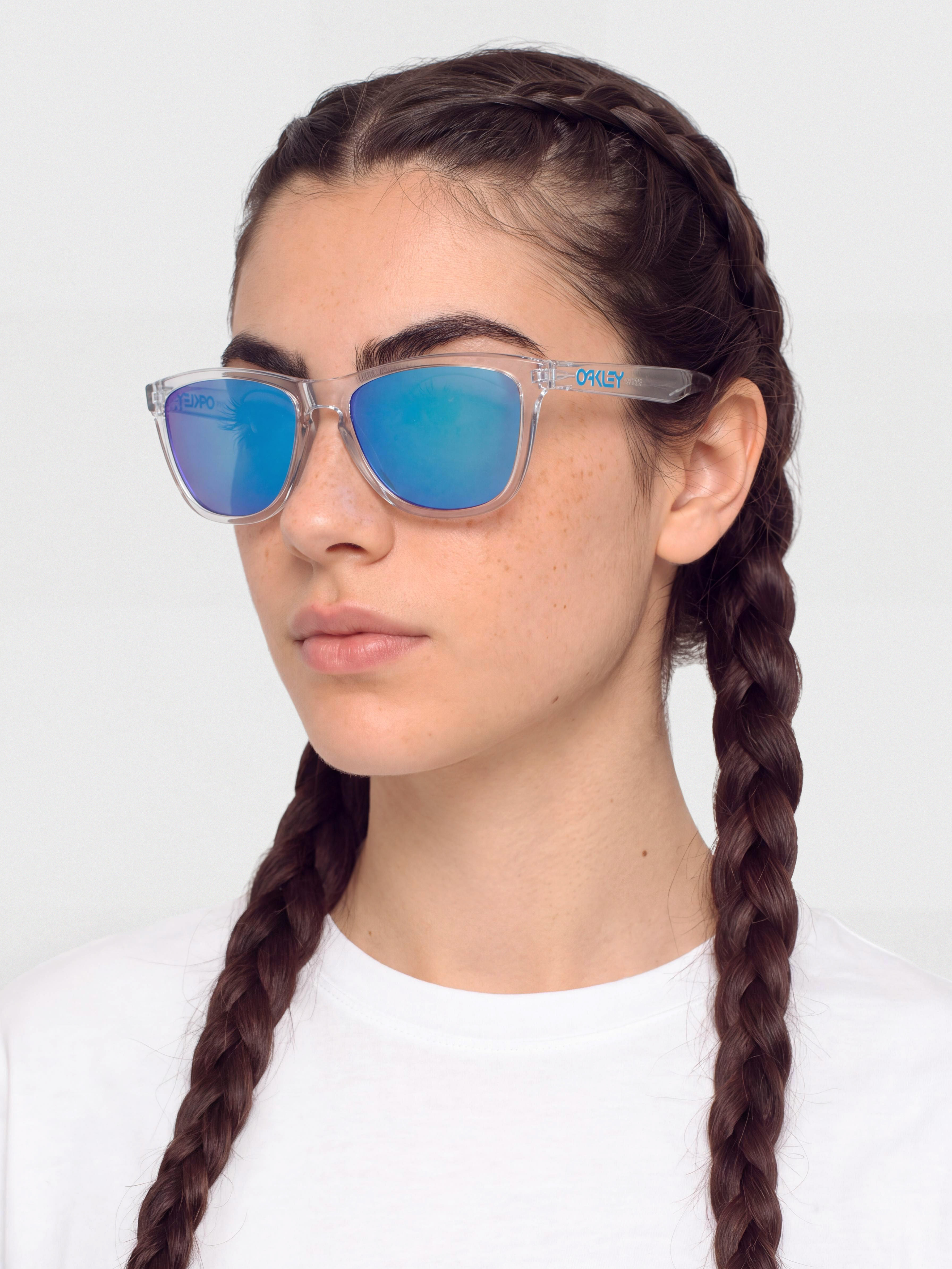 Okulary przeciwsłoneczne Oakley Frogskins (crystal clear/prizm sapphire)