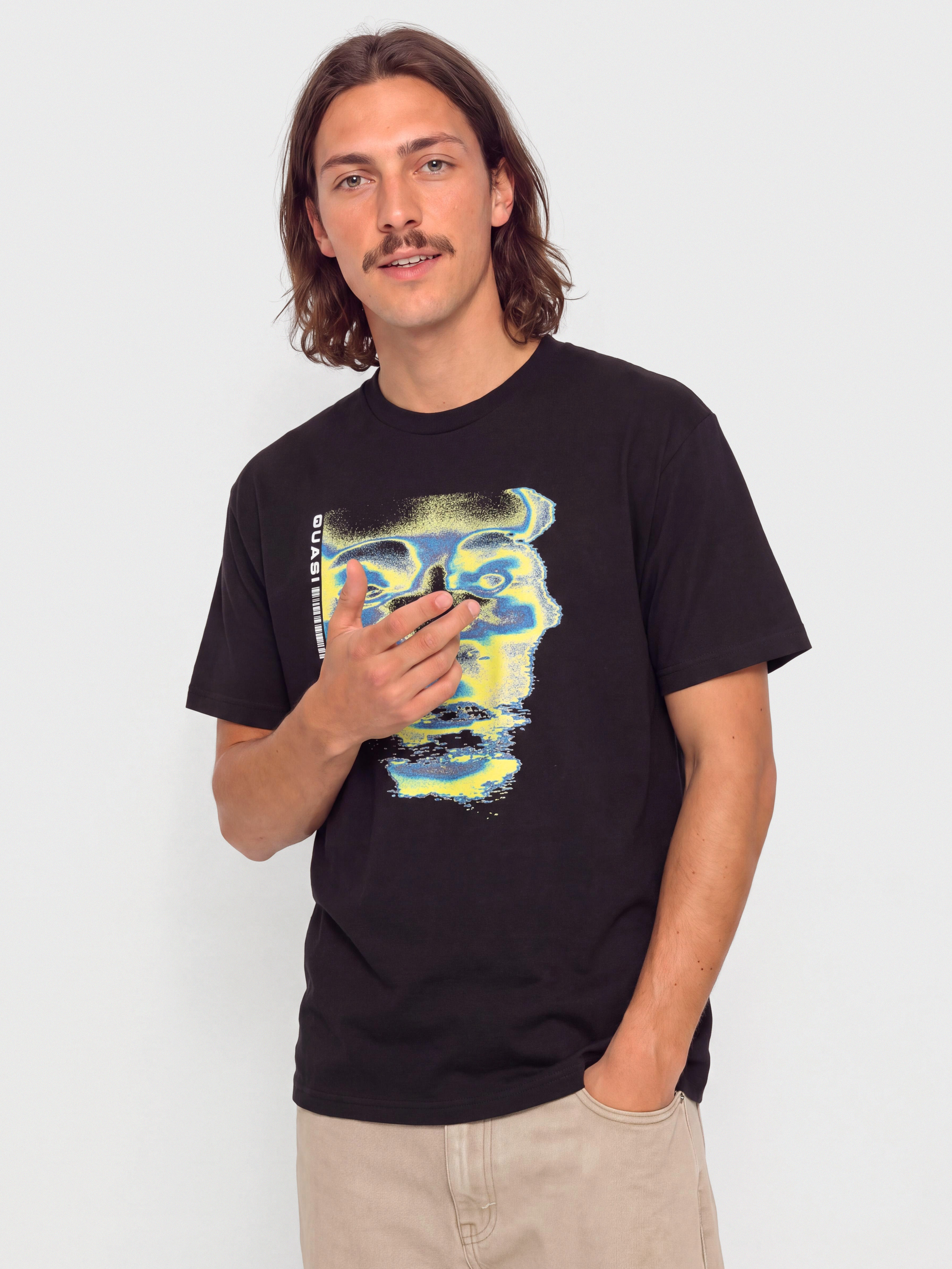 T-shirt Quasi Skateboards UPC