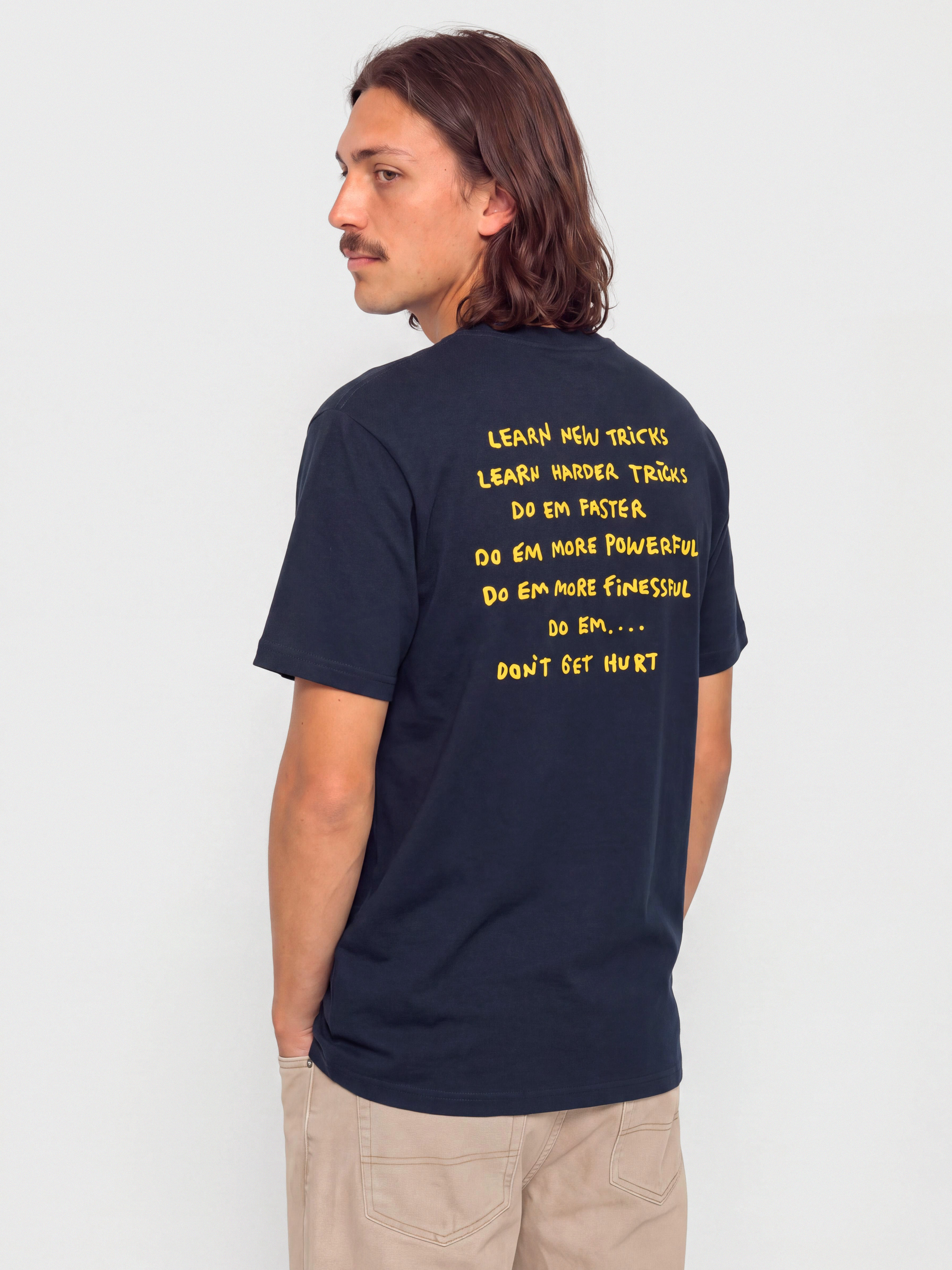 T-shirt Krooked New Tricks (true navy w/yellow black & white prints)