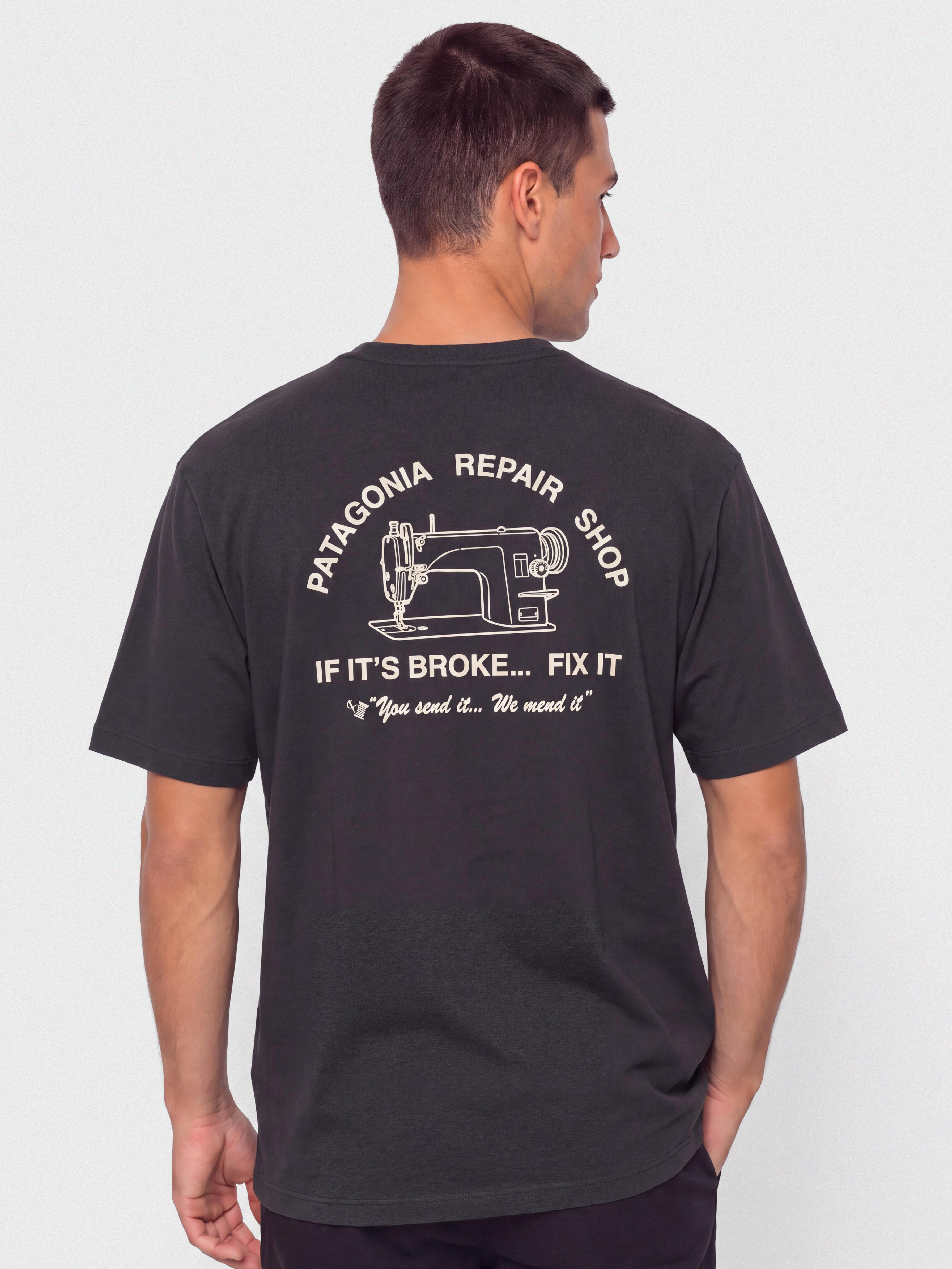T-shirt Patagonia Repair Shop