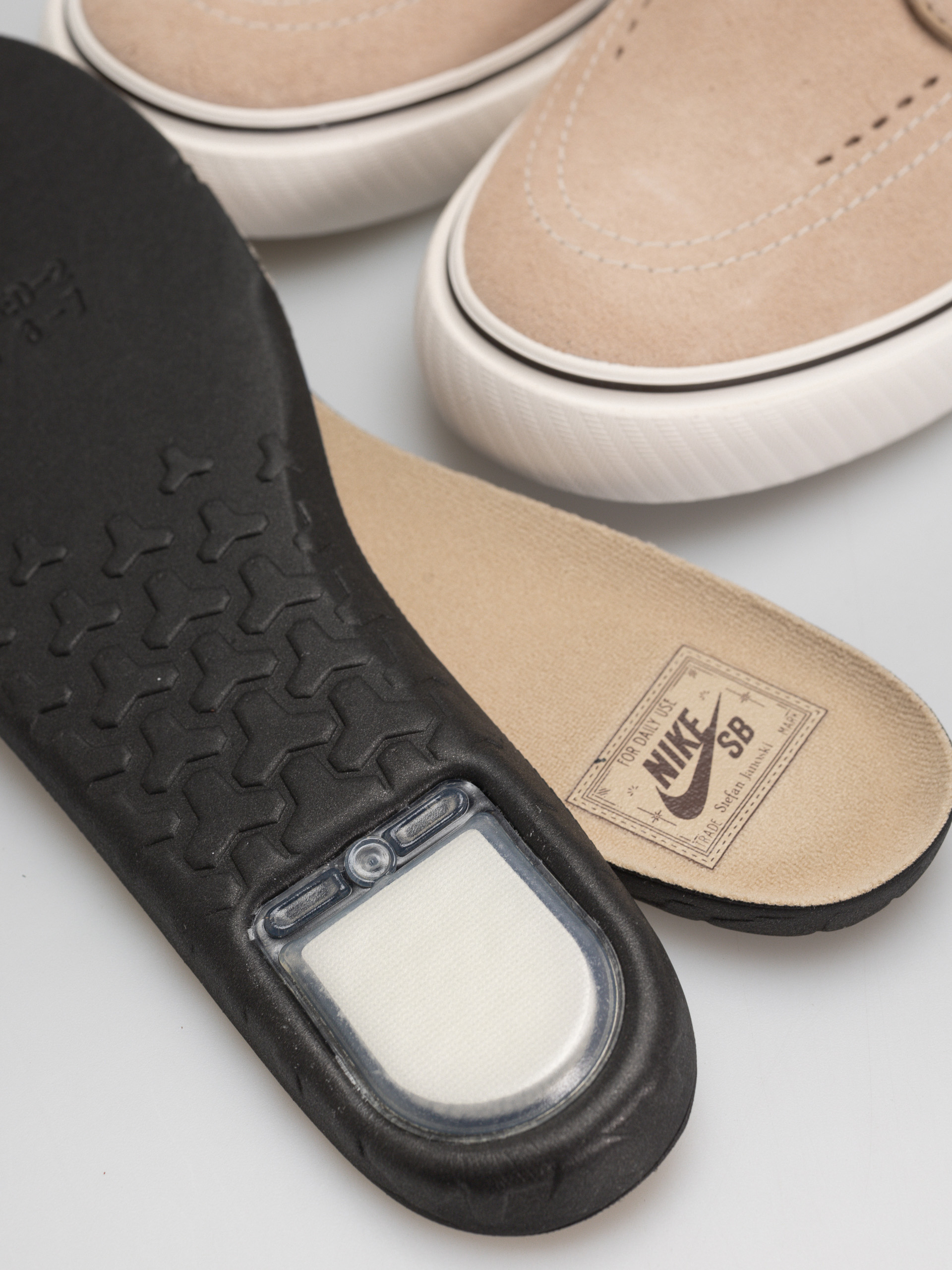 Buty Nike SB Zoom Janoski Og+ (linen/lt chocolate sail)