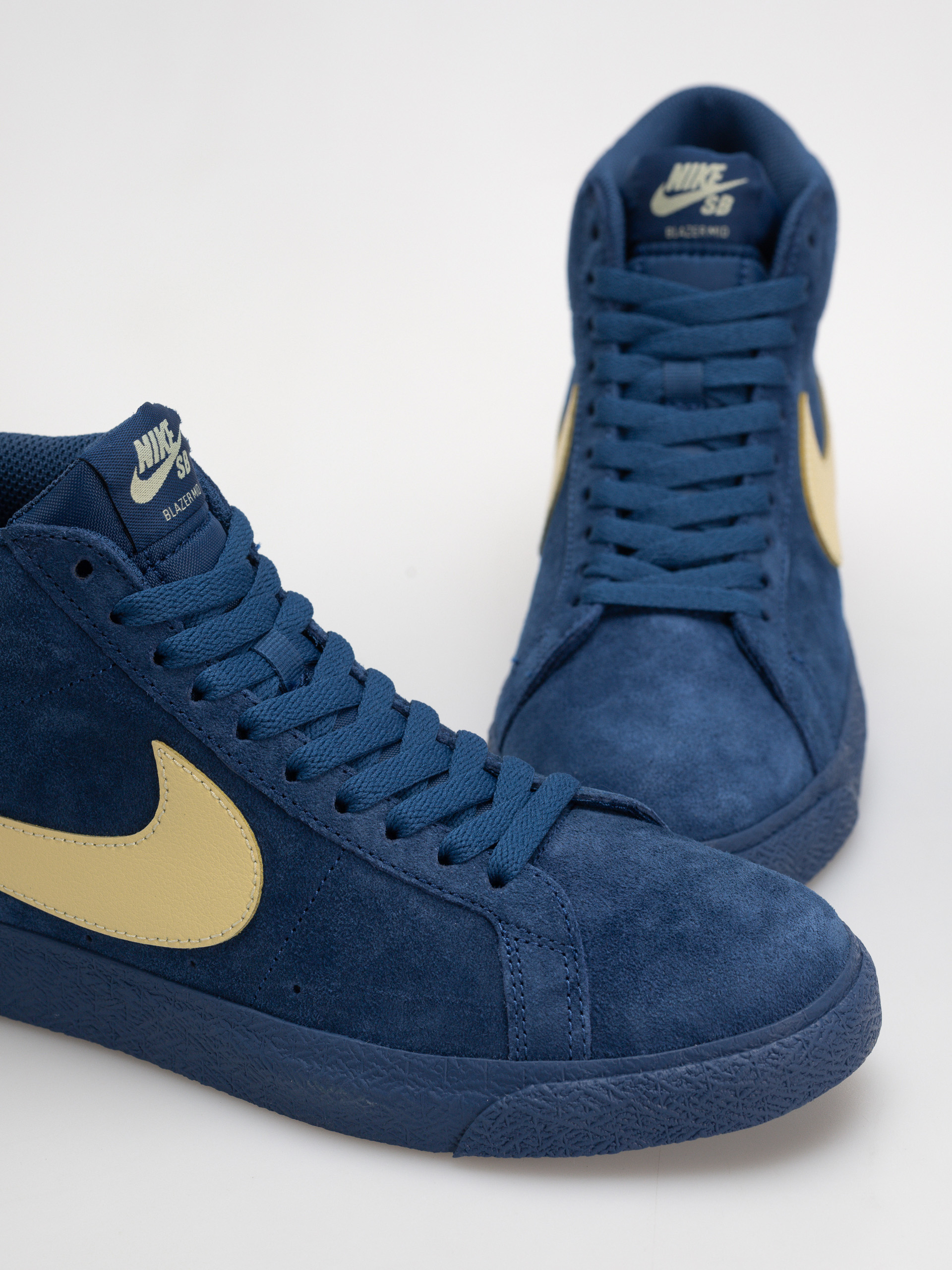 Buty Nike SB Zoom Blazer Mid (coastal blue/pale yellow coastal blue)